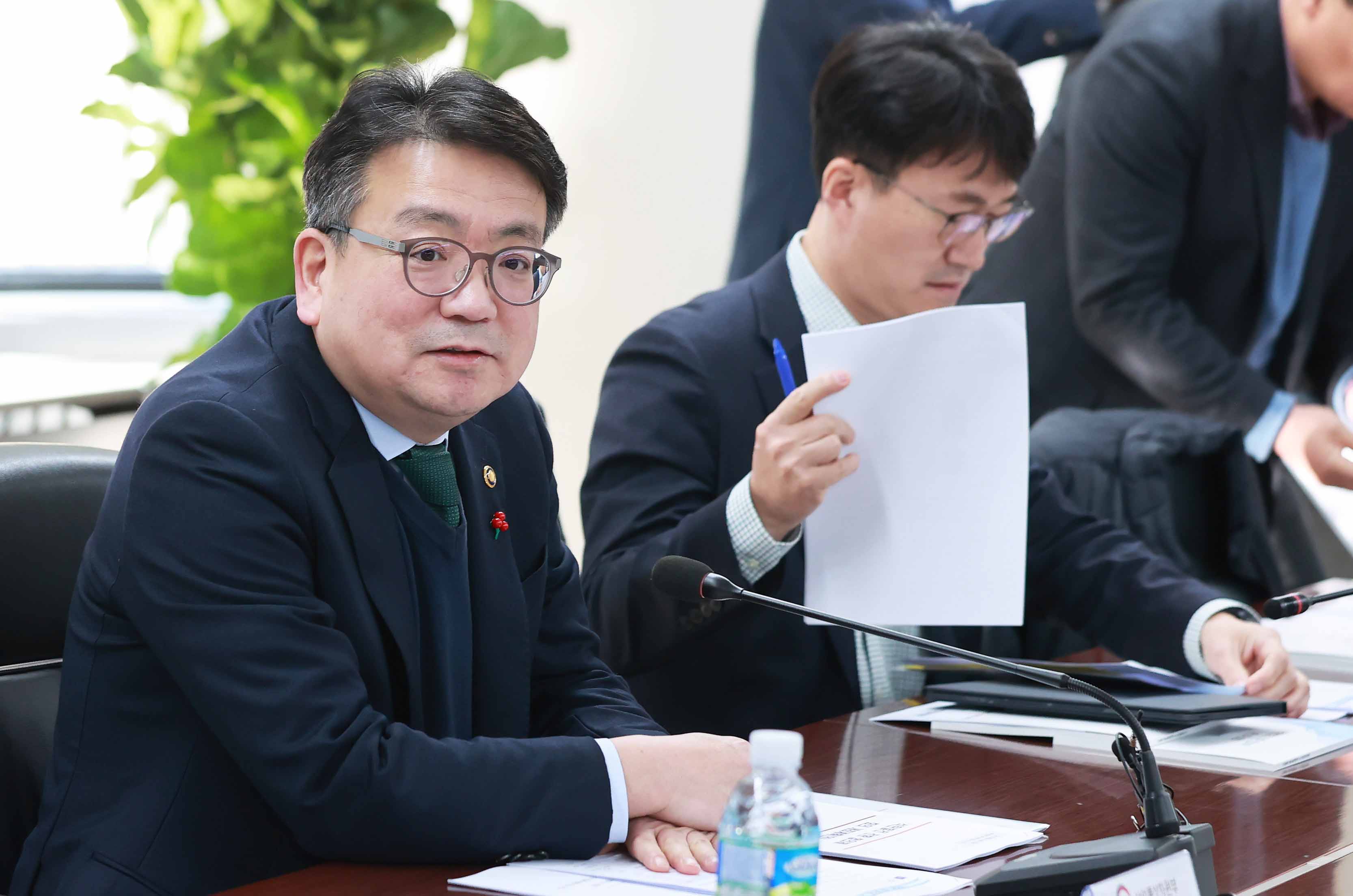 석탄발전 전환 협의체 회의 개최 2