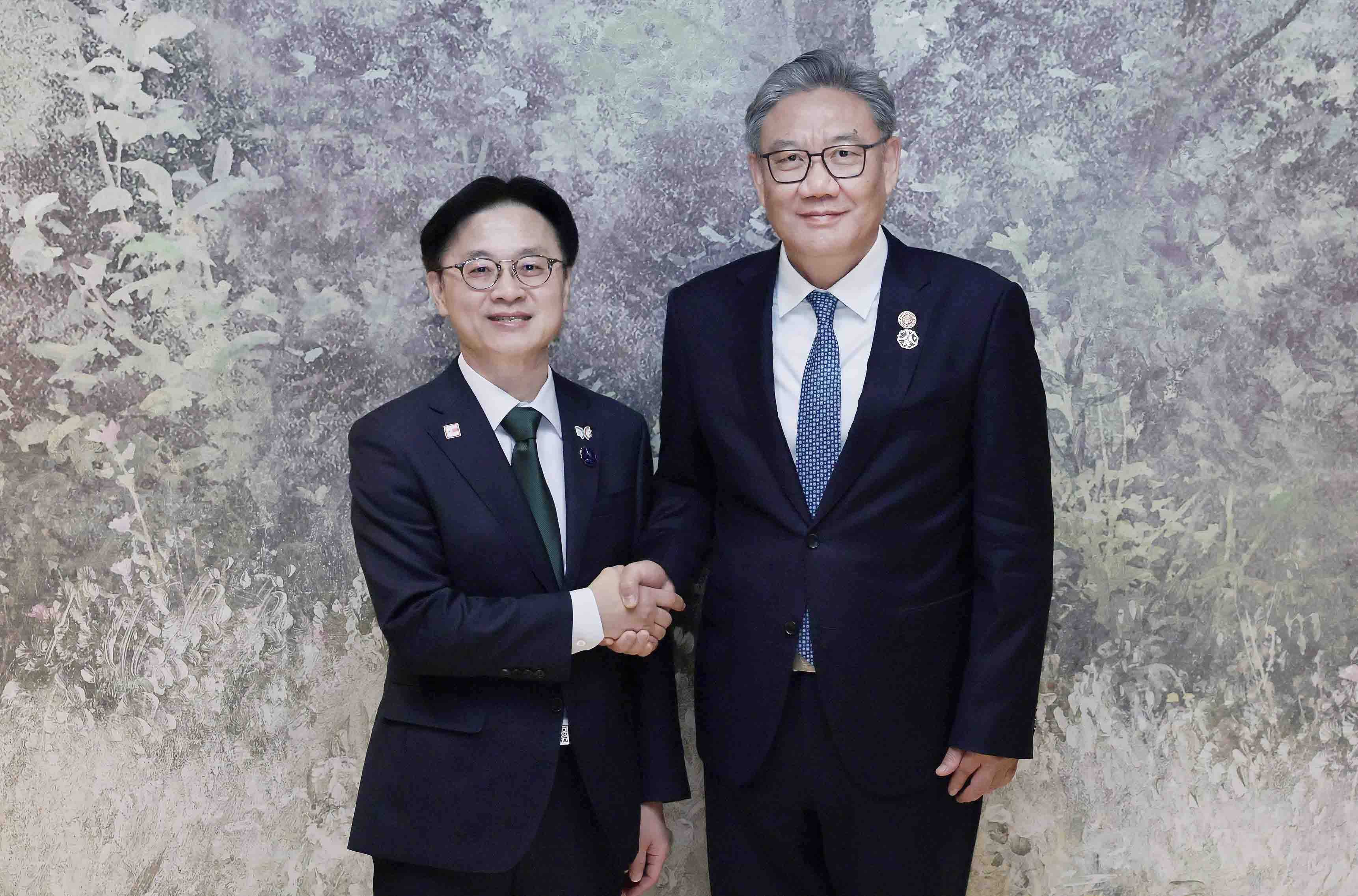 중국 상무부 부장 면담 1