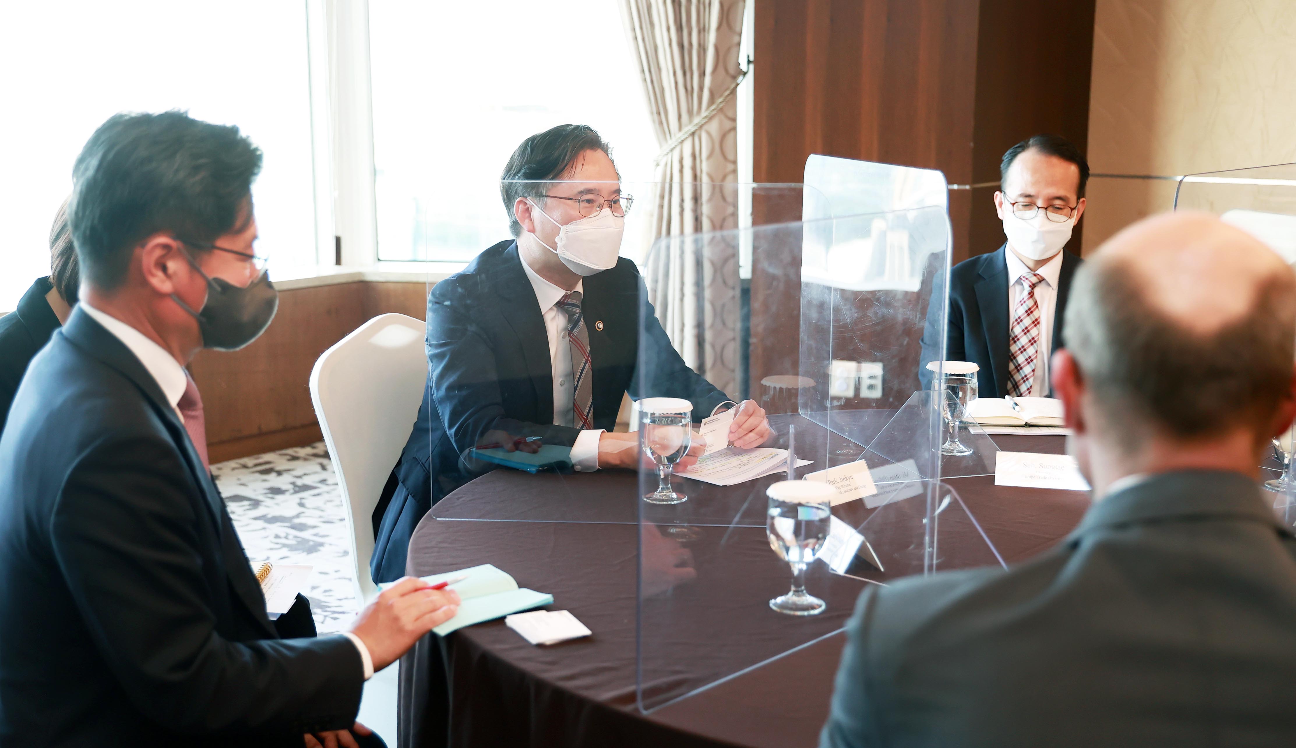 스웨덴 기업혁신부 차관 면담 3
