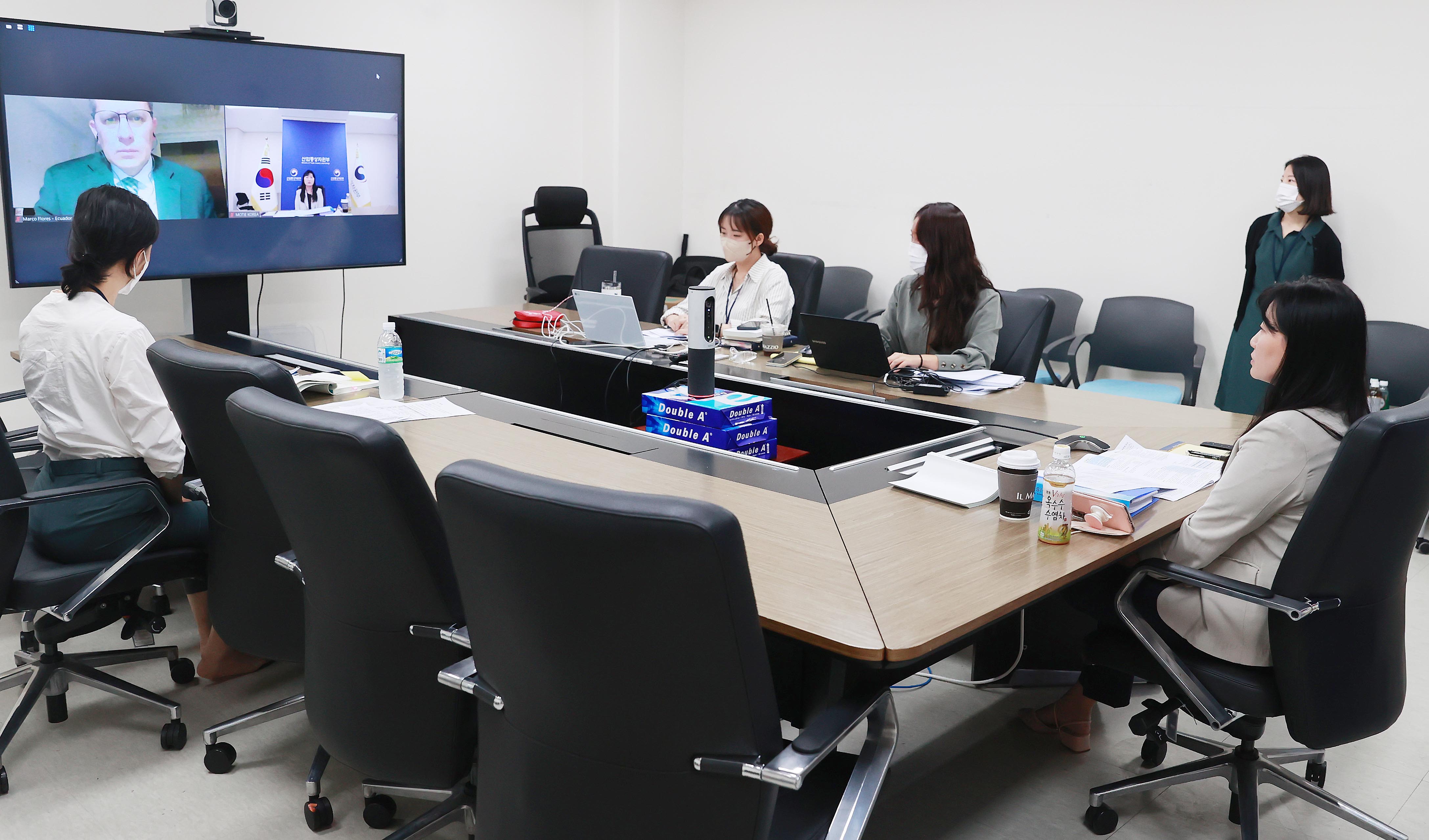 한-에콰도르 전략적경제협력협정(SECA) 제7차 협상 분과별 영상회의 개최 1