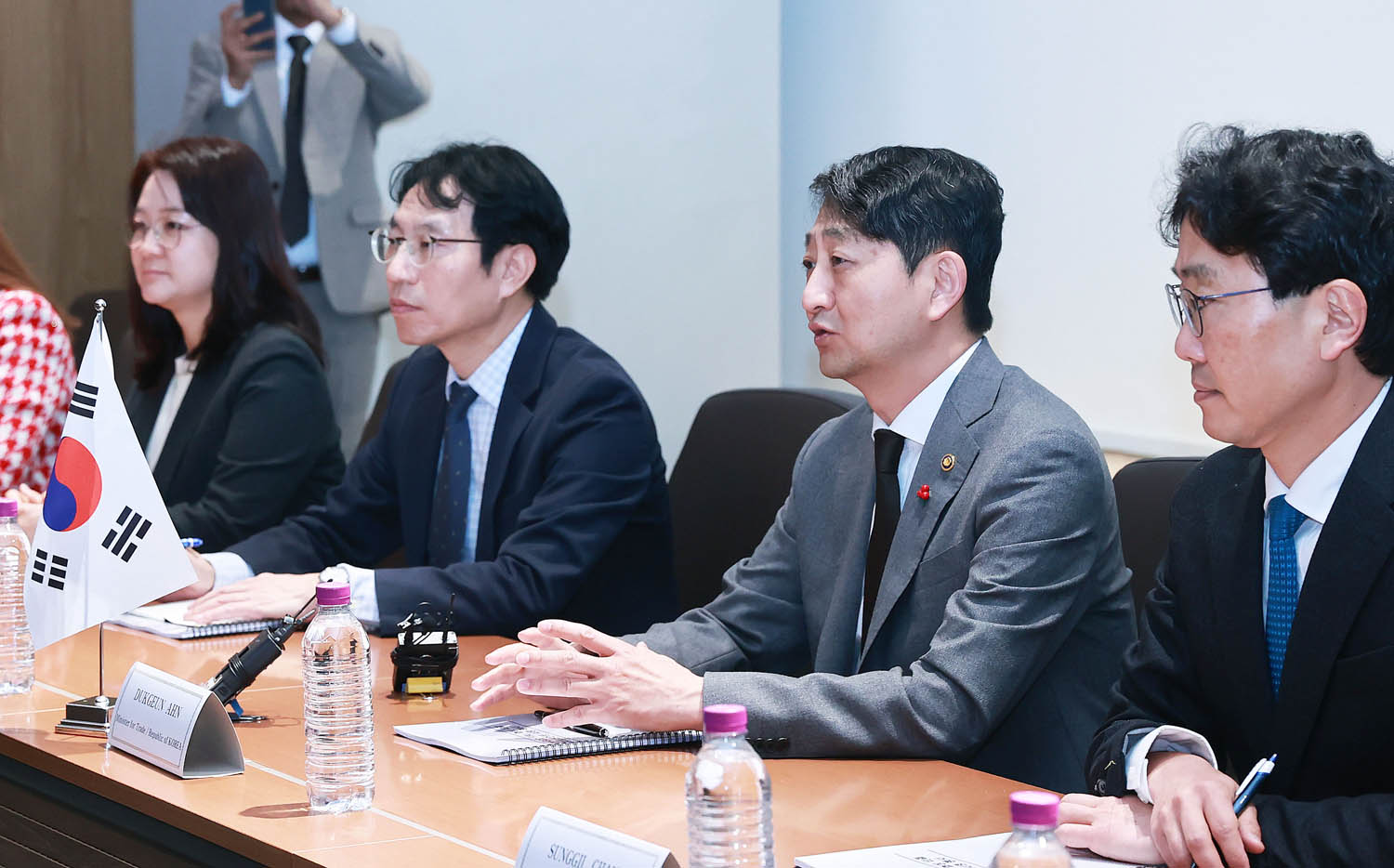 한-GCC 자유무역협정(FTA) 협상 최종 타결 공동선언문 서명식 3