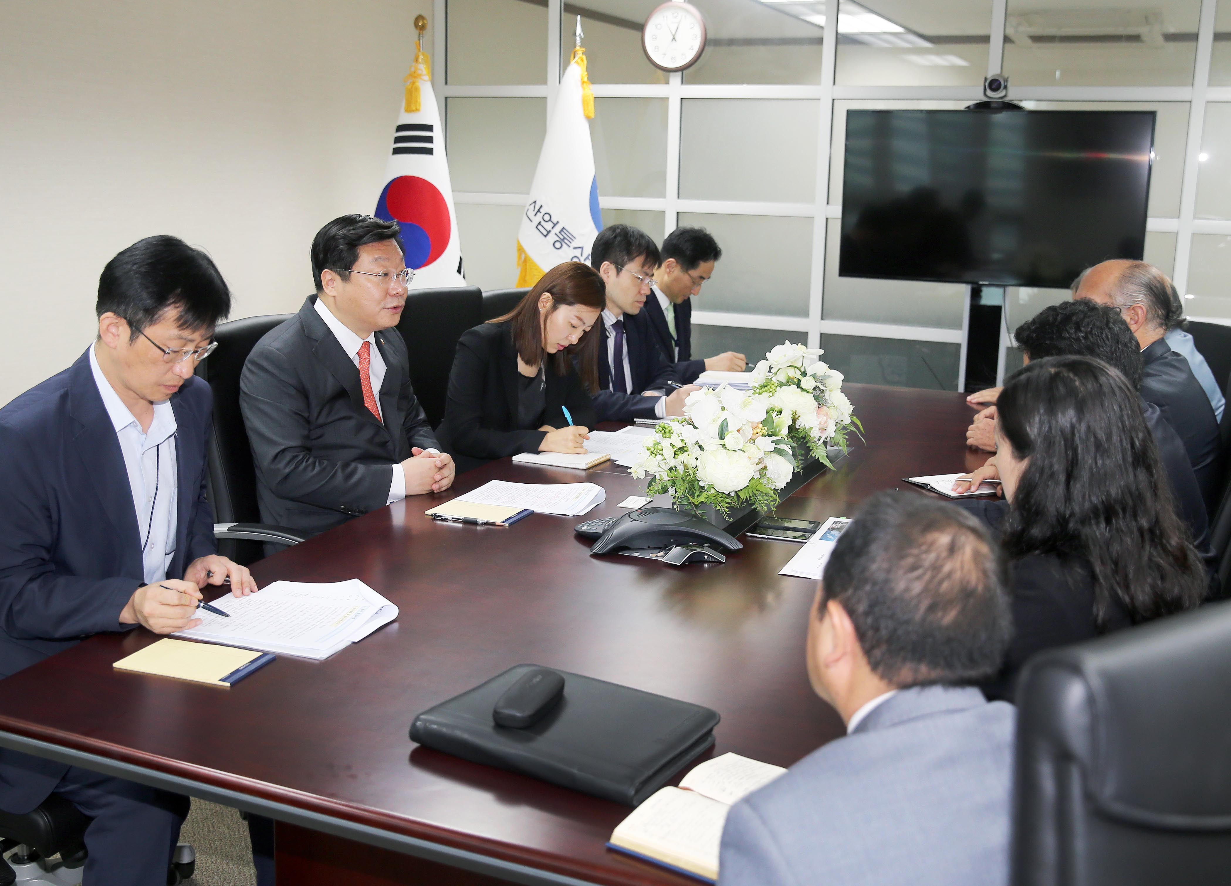 에콰도르 산업전략조정부 장관 면담 4