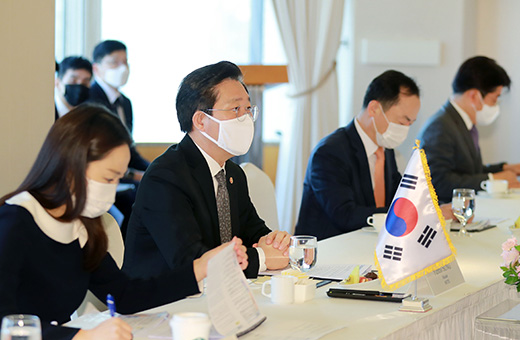 영국 기업에너지부 장관 면담 1