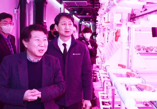스마트팜 수출기업 현장 방문 1