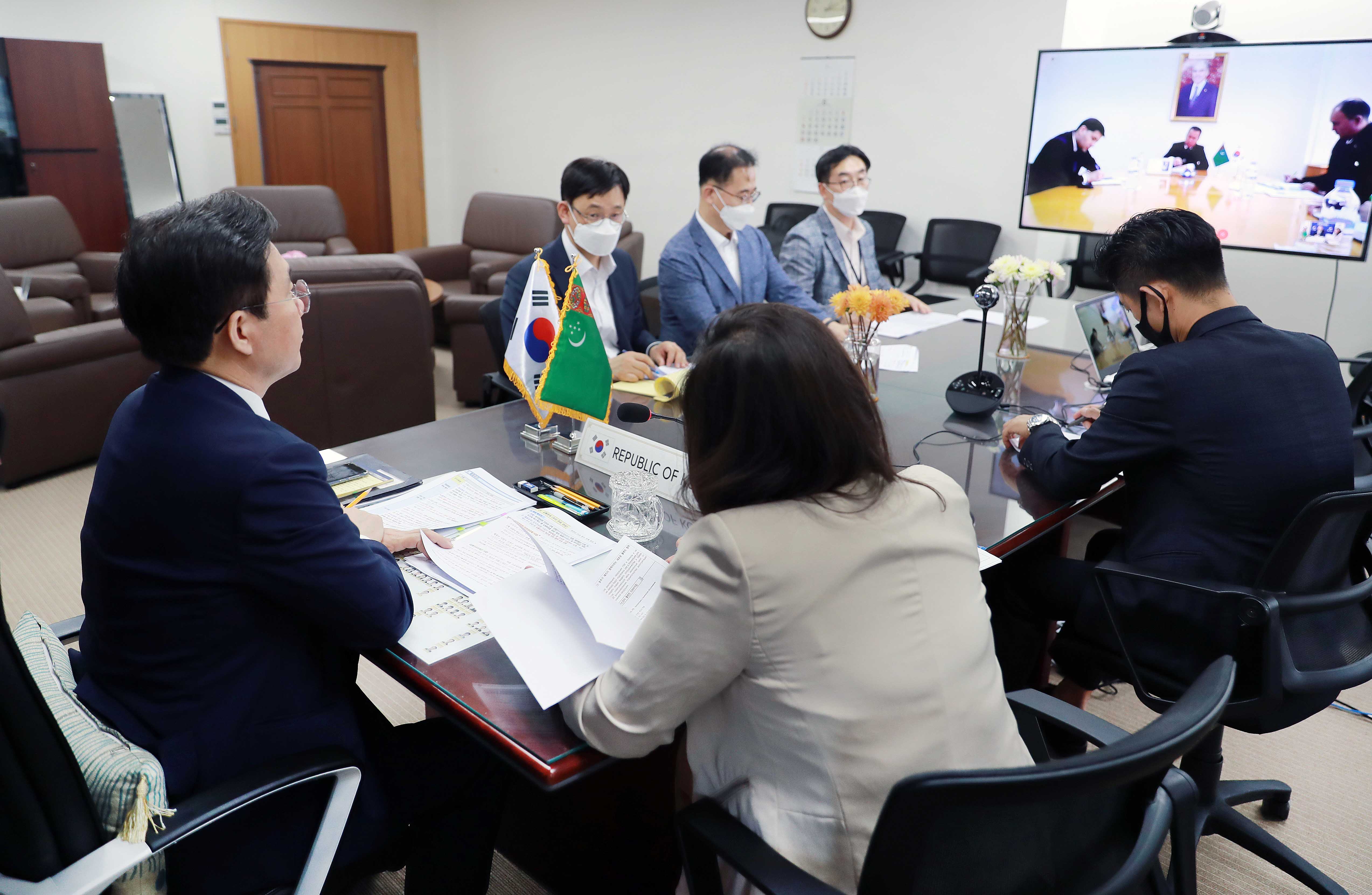 한-투르크메니스탄 경제공동위 수석대표 화상 회의 5
