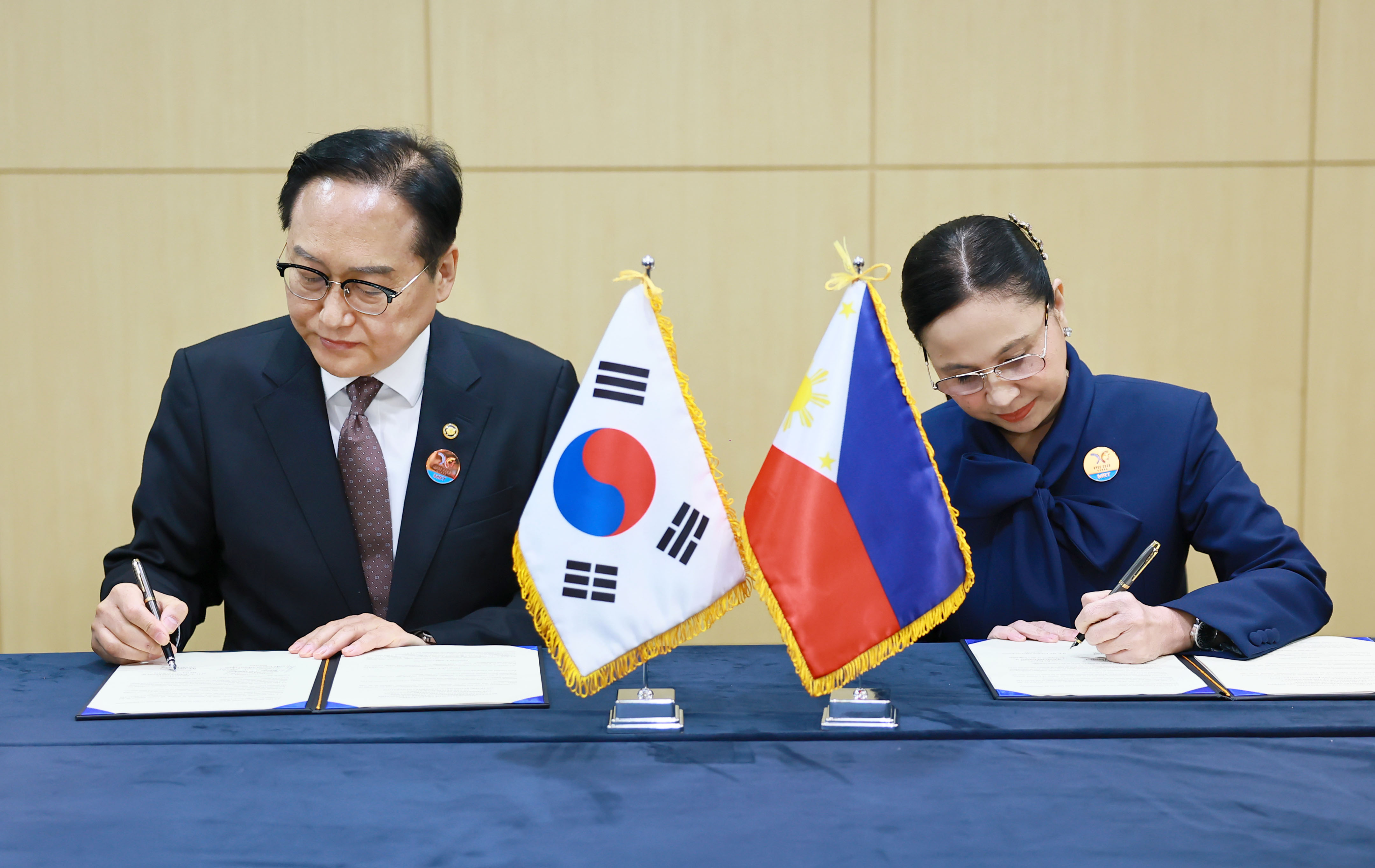 한-필리핀 무역·경제 및 에너지 협력을 위한 MOU 서명식 2