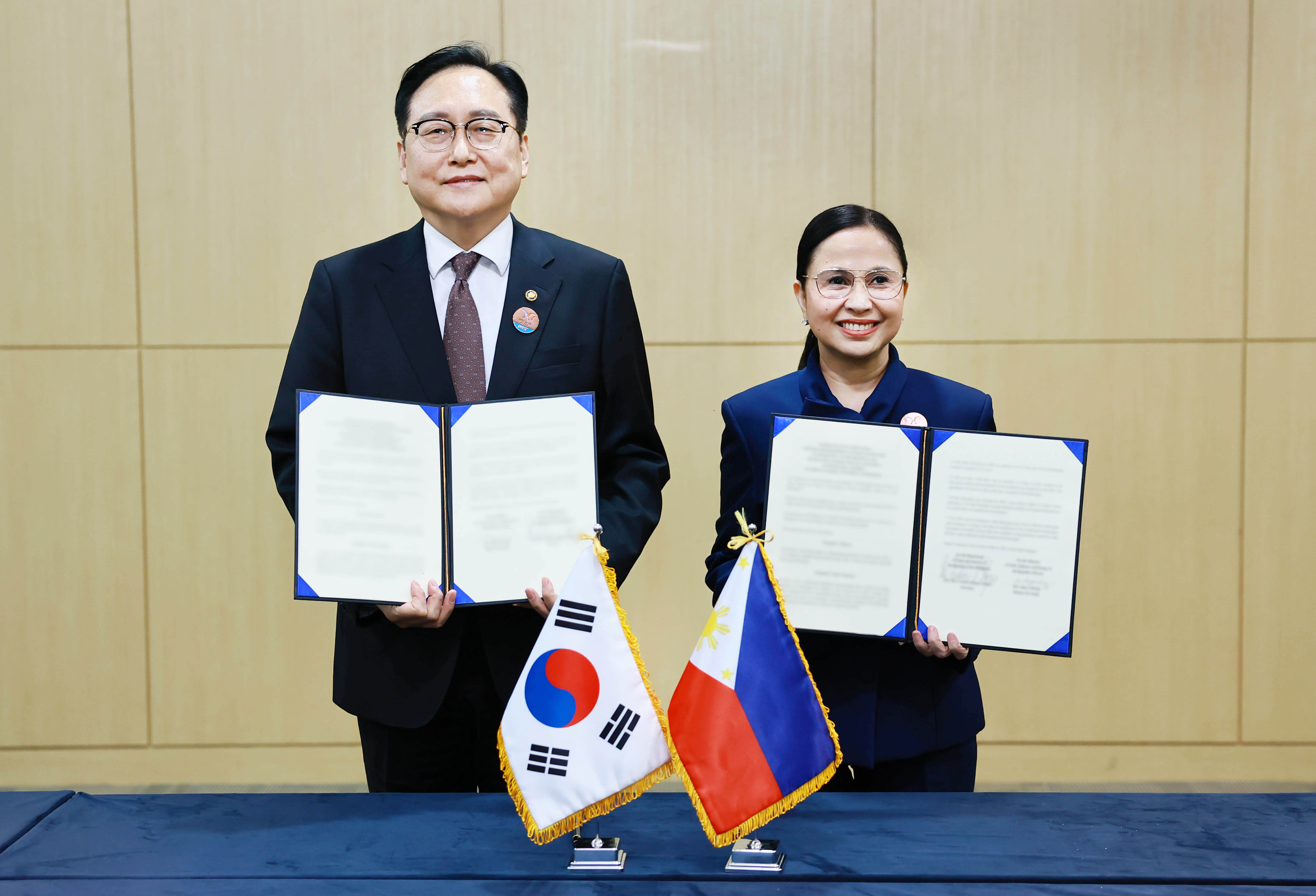 한-필리핀 무역·경제 및 에너지 협력을 위한 MOU 서명식 1