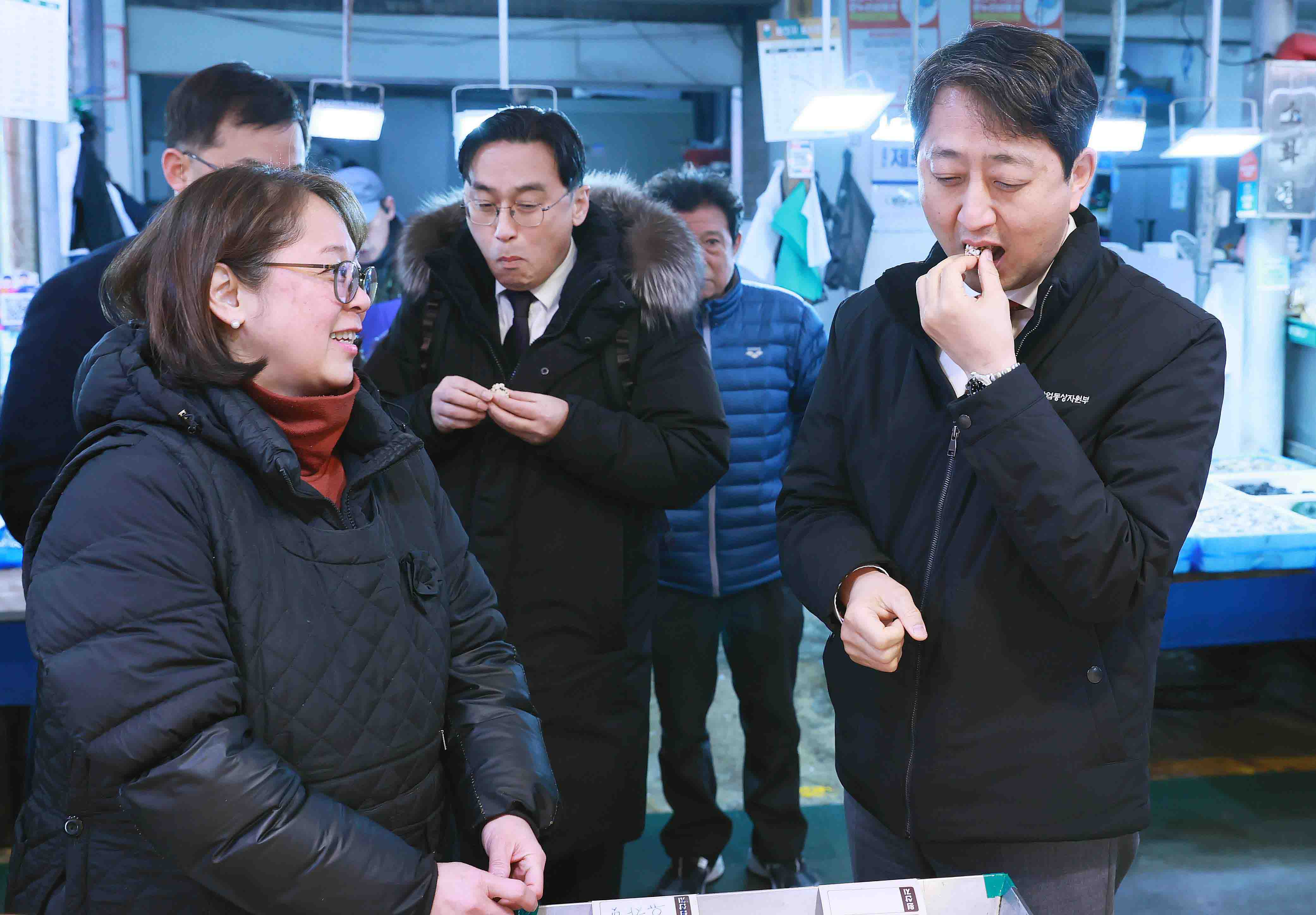 설 명절을 맞아 서울 영천시장 방문 2