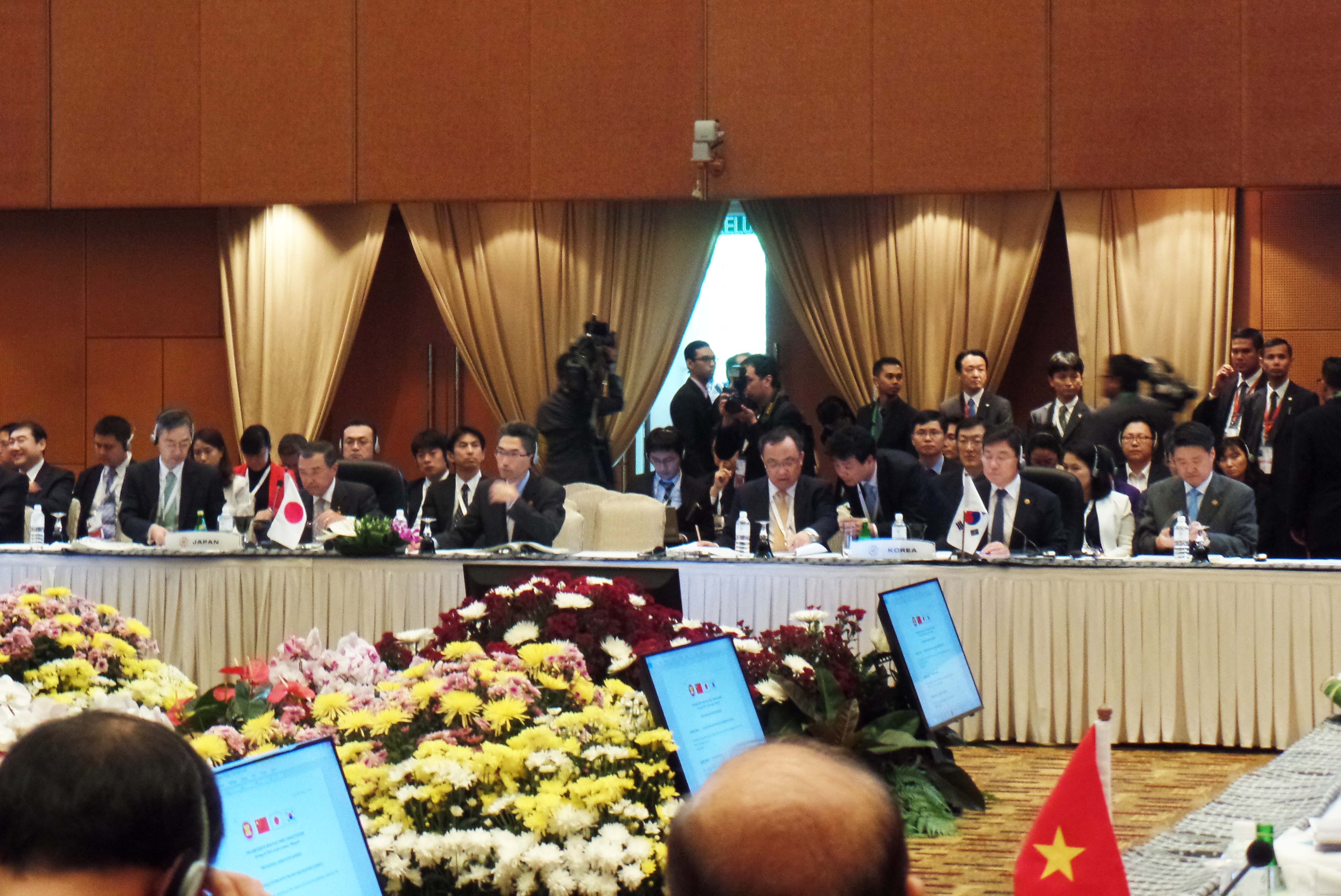 ASEAN+3 경제장관회의 4