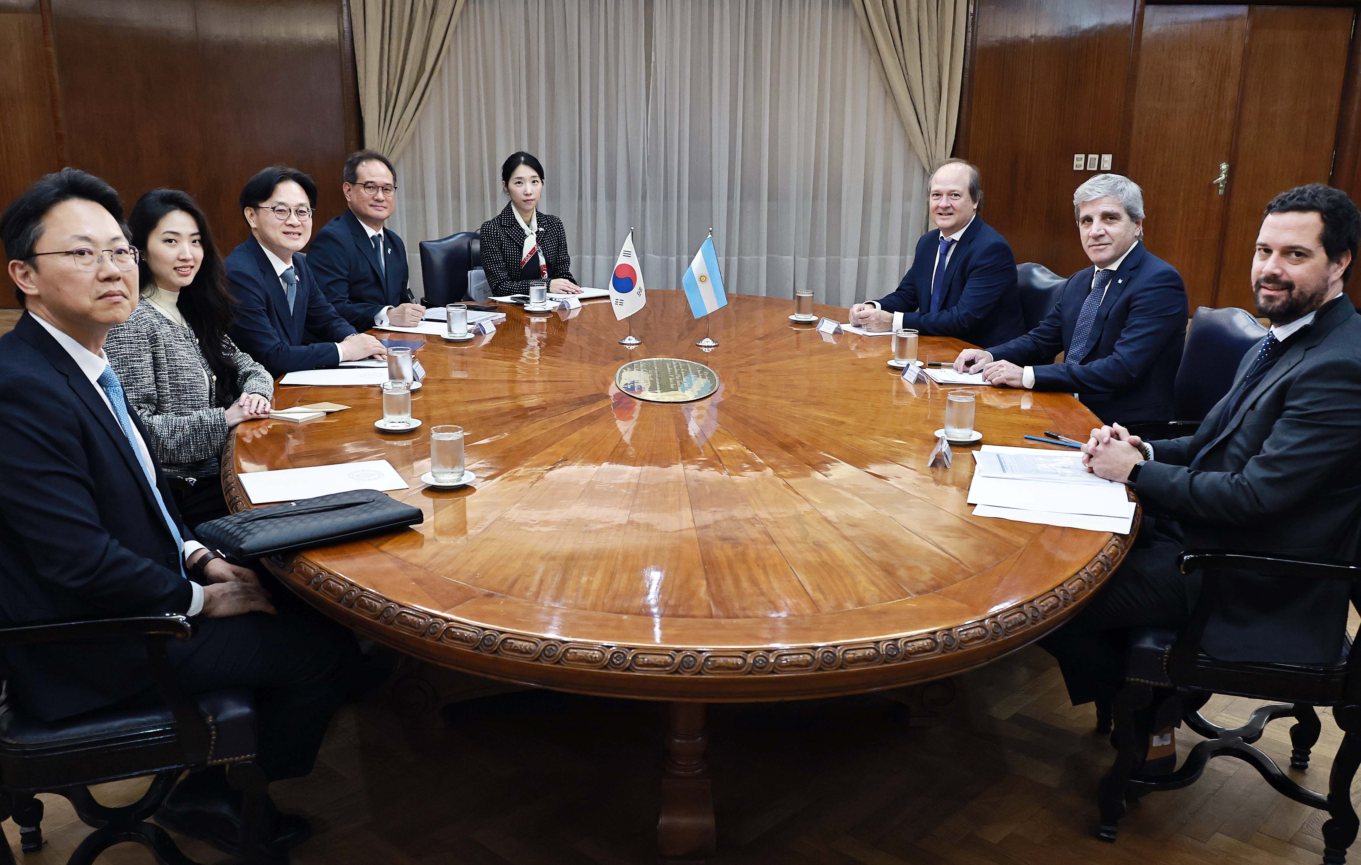 아르헨티나 경제부 장관 면담 2