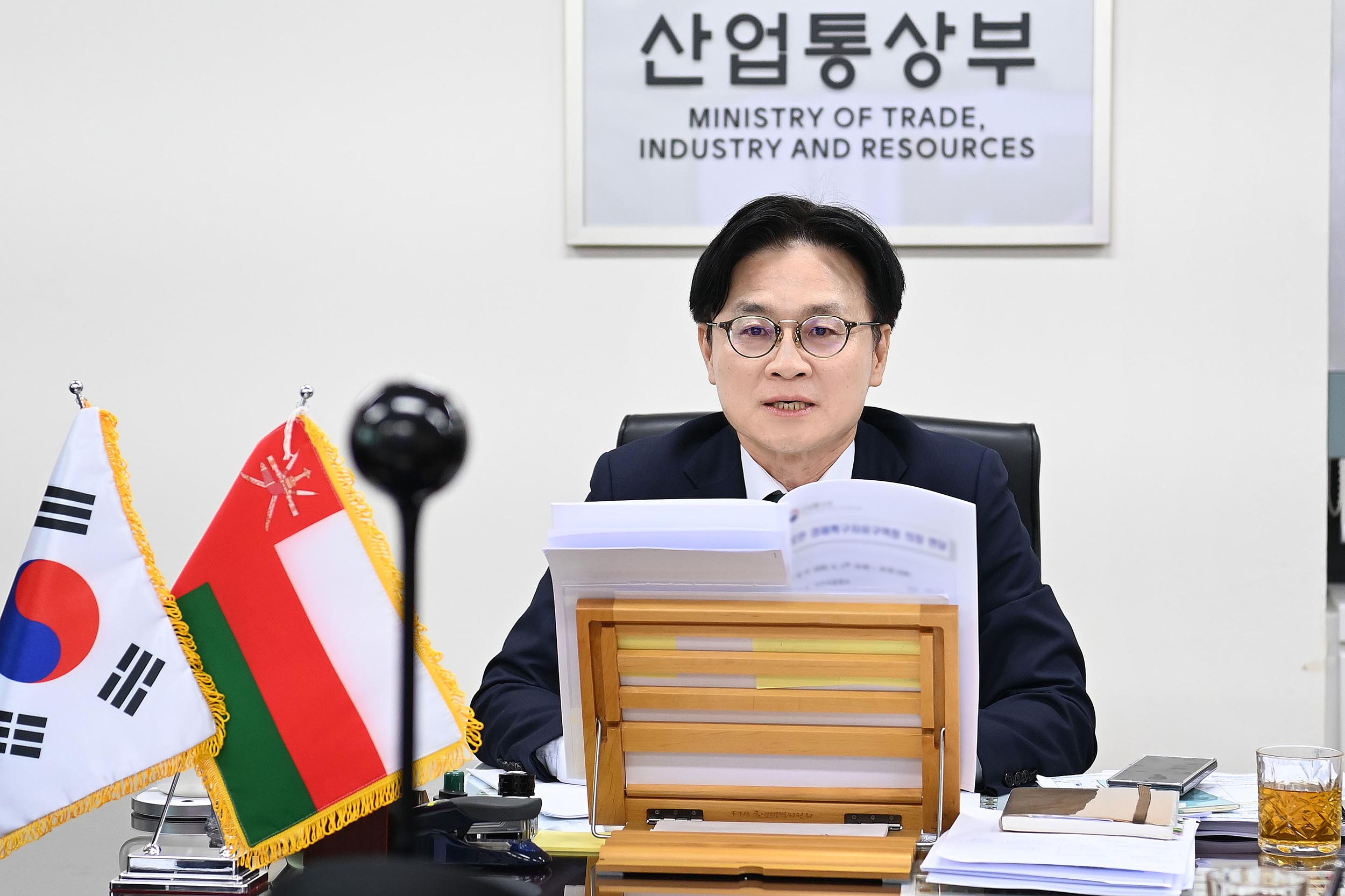 오만 경제특구자유구역청 의장 화상 면담 2