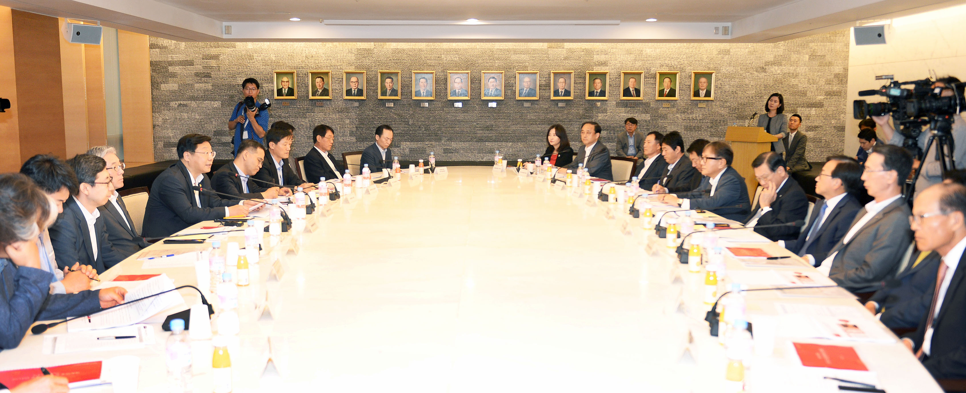 쇼핑관광축제 민관합동추진위 1차 회의 4