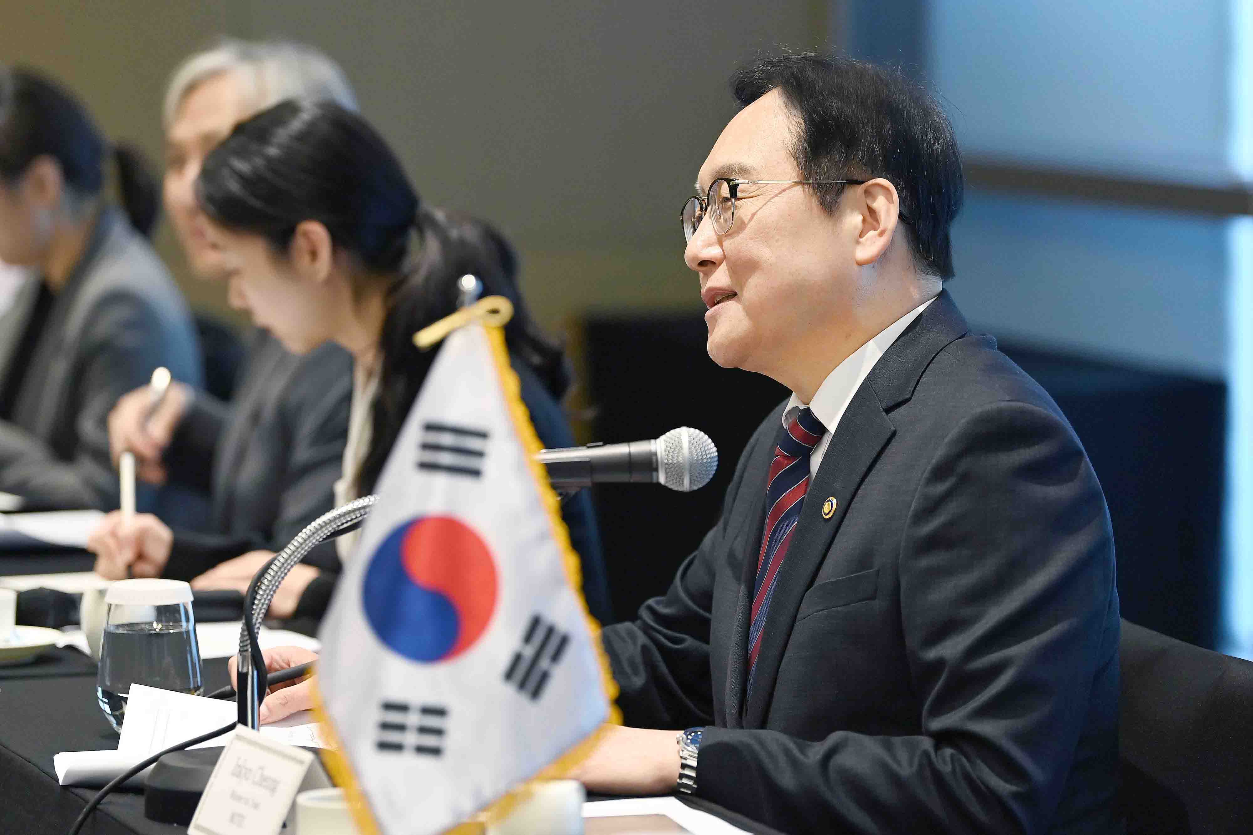 오스트리아 노동경제부 장관 면담 3