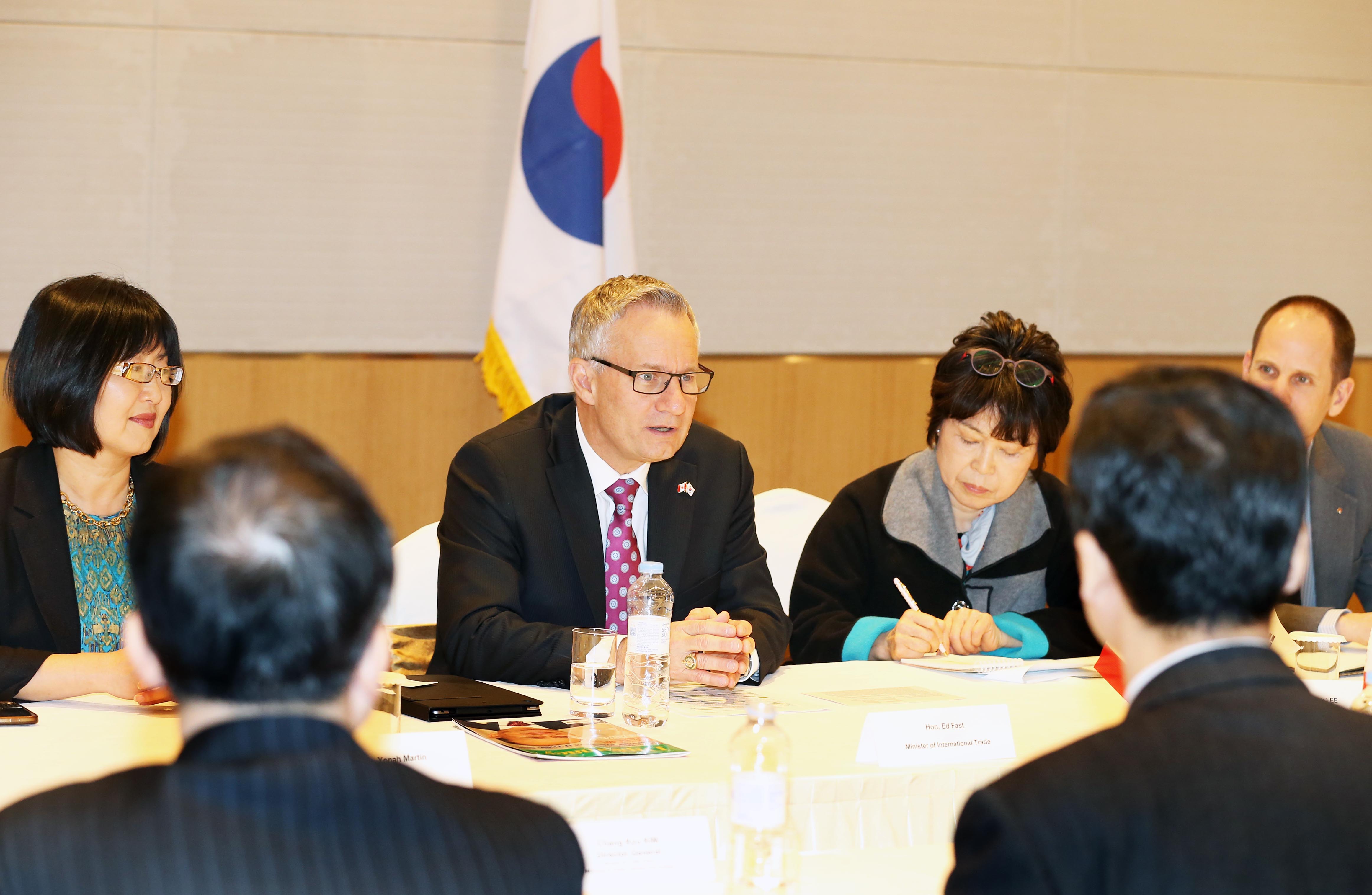 캐나다 통상장관 면담 3