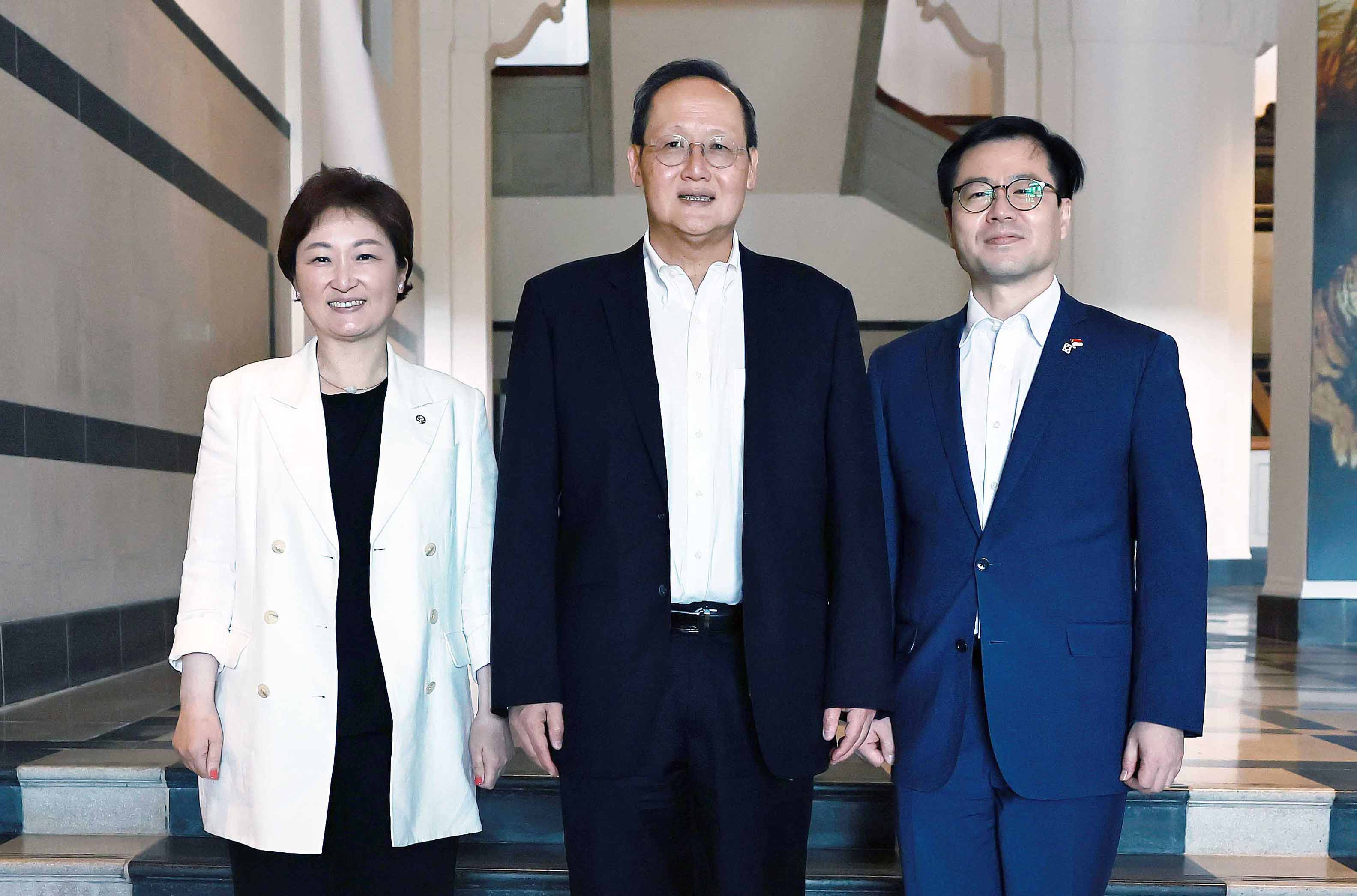 싱가포르 디지털·공급망·에너지 담당 장관 면담 1