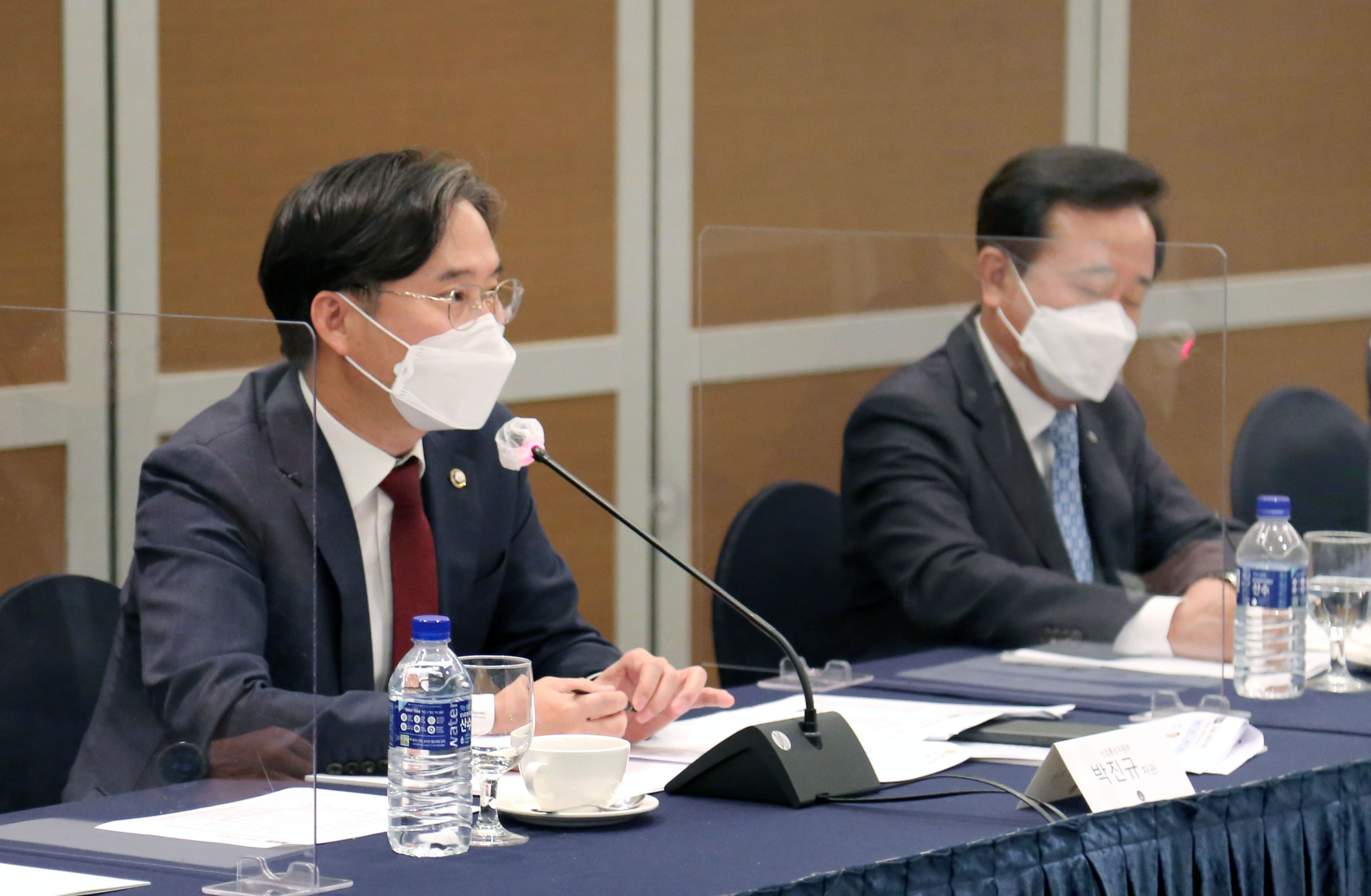 지역대표 중견기업 간담회 3