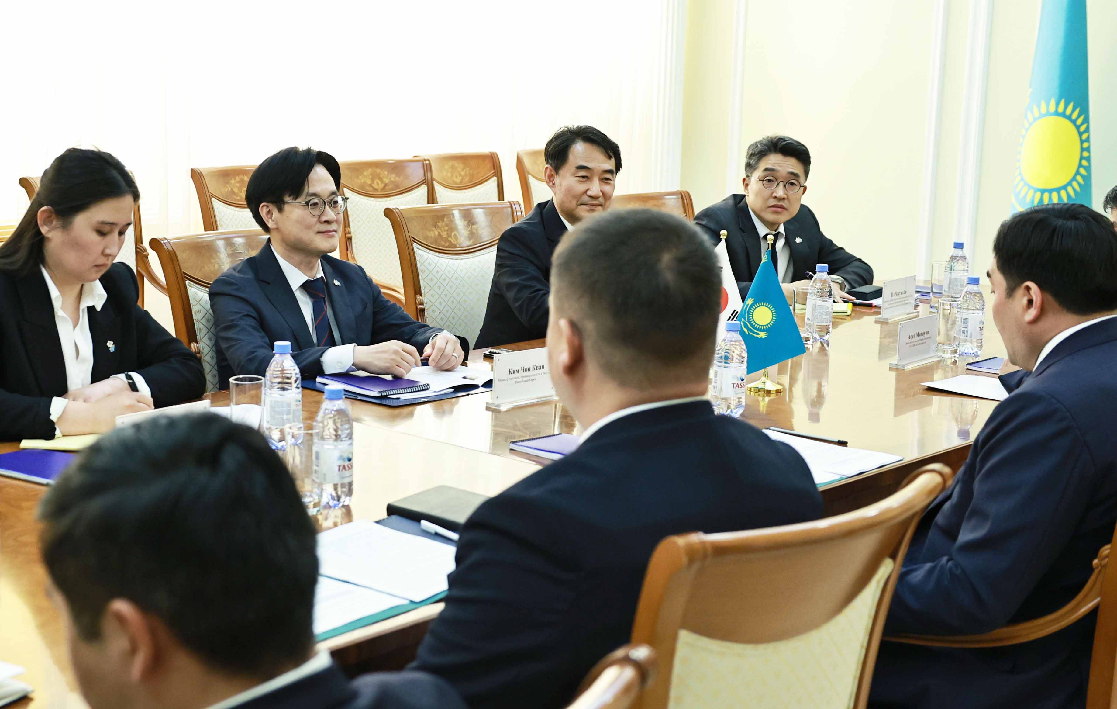 카자흐스탄 에너지부 장관 면담 2