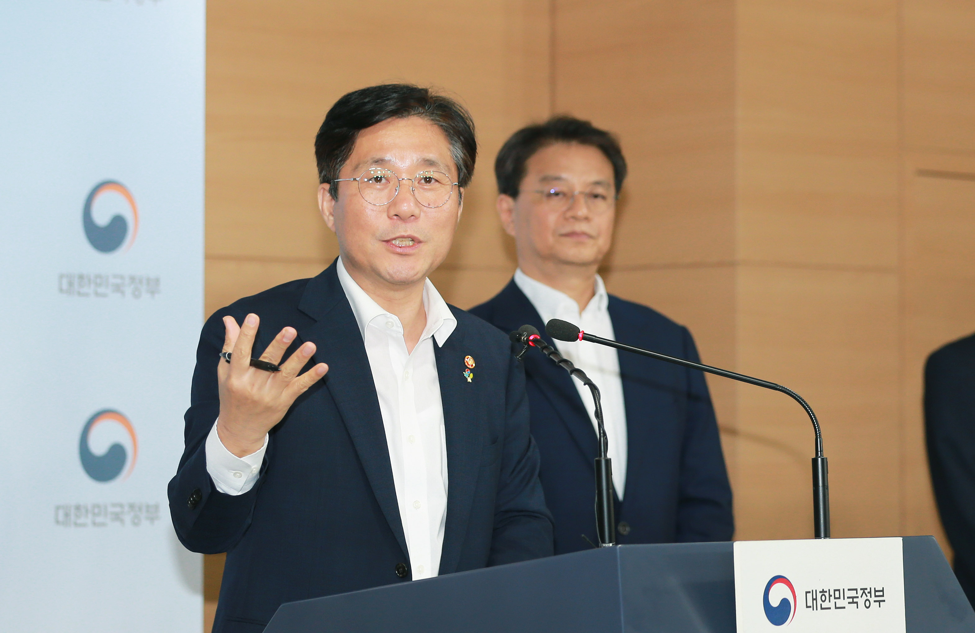 제조업 르네상스 비전 및 전략 브리핑 4