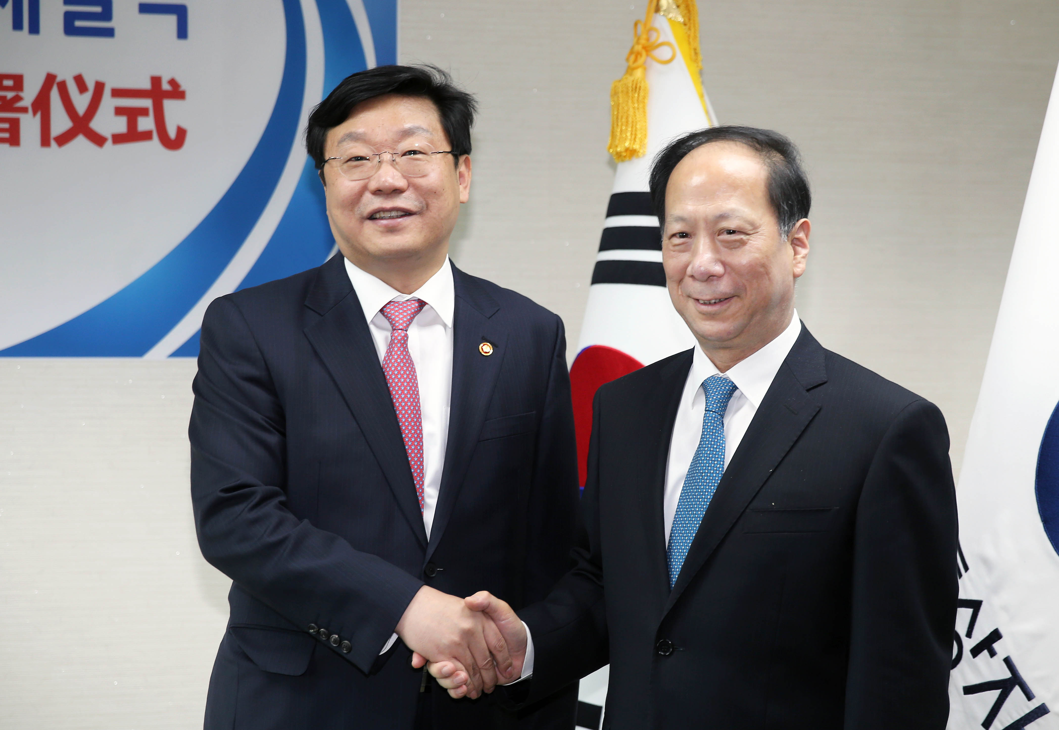 중국 강소성장 면담 및 협력협의체 설립 MOU 체결식 2