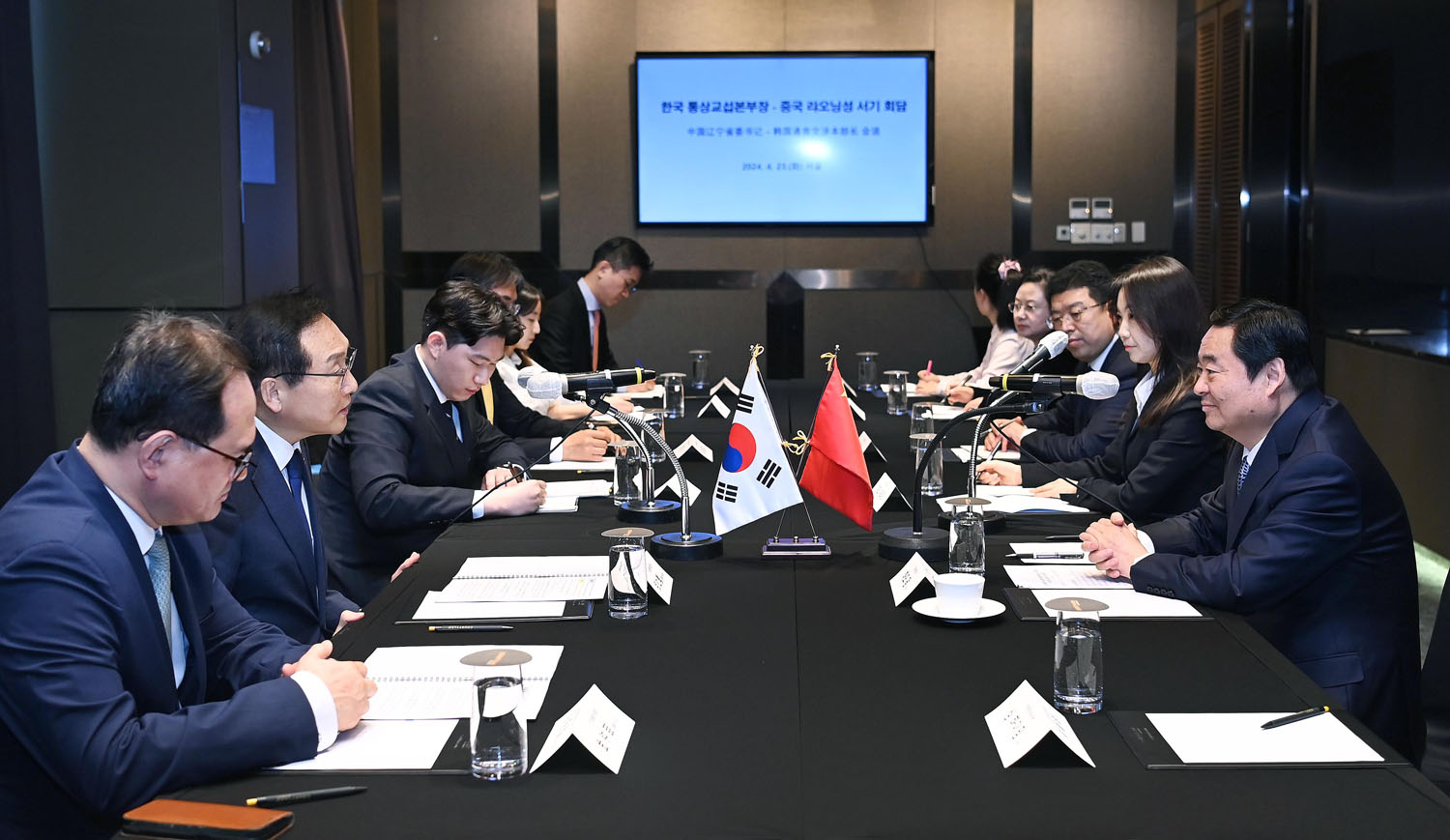 중국 랴오닝성 당서기 면담 2