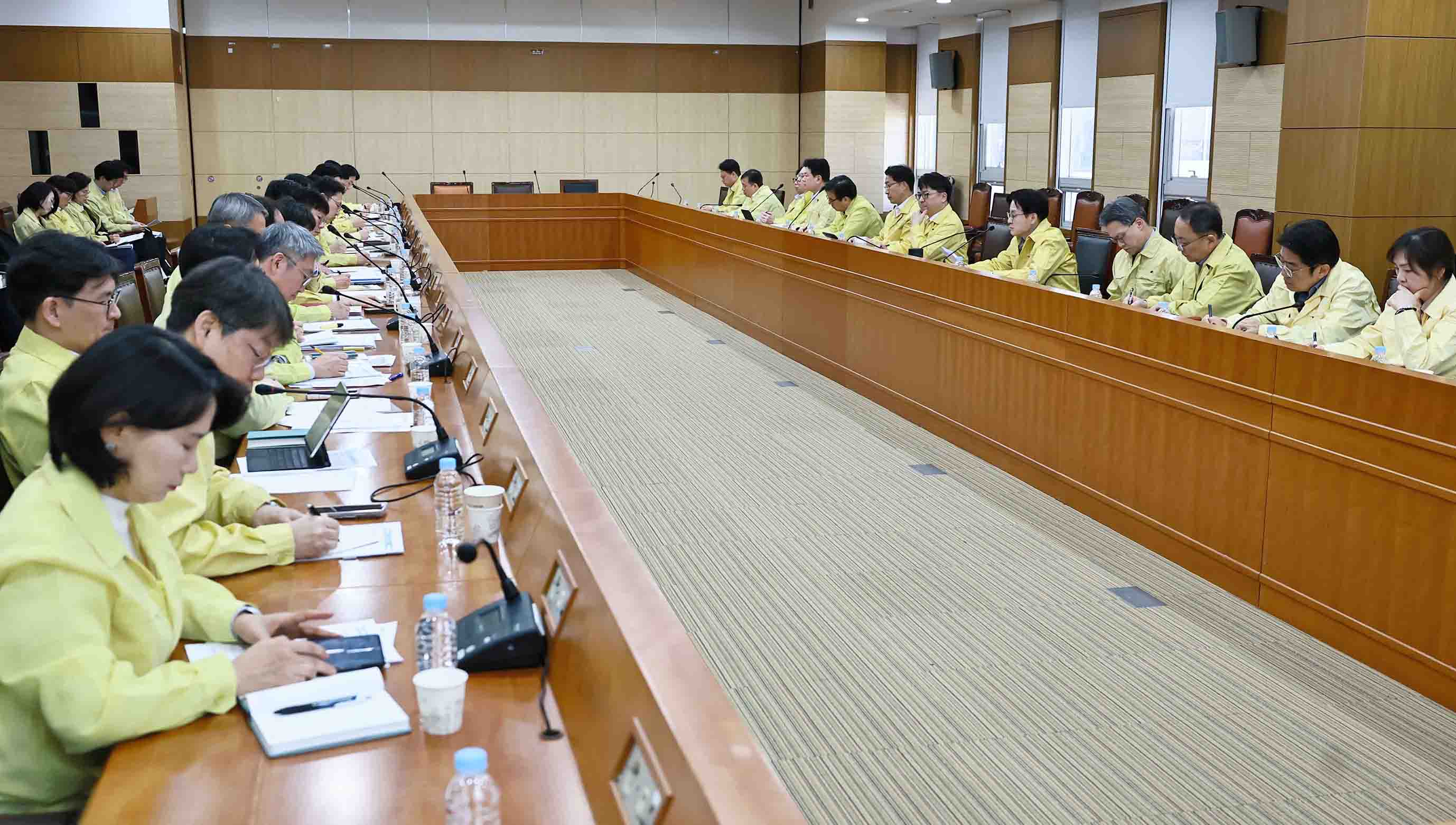 산업통상부 확대간부회의 개최 5