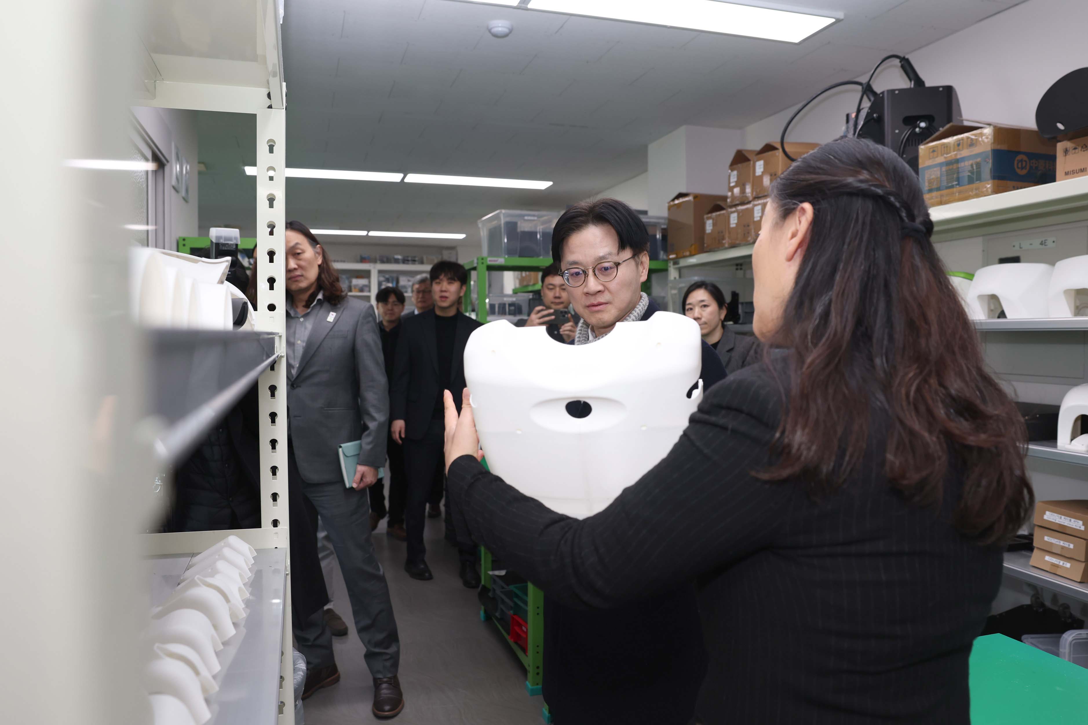 휴먼노이드 로봇 기업인 에이로봇 현장방문 5