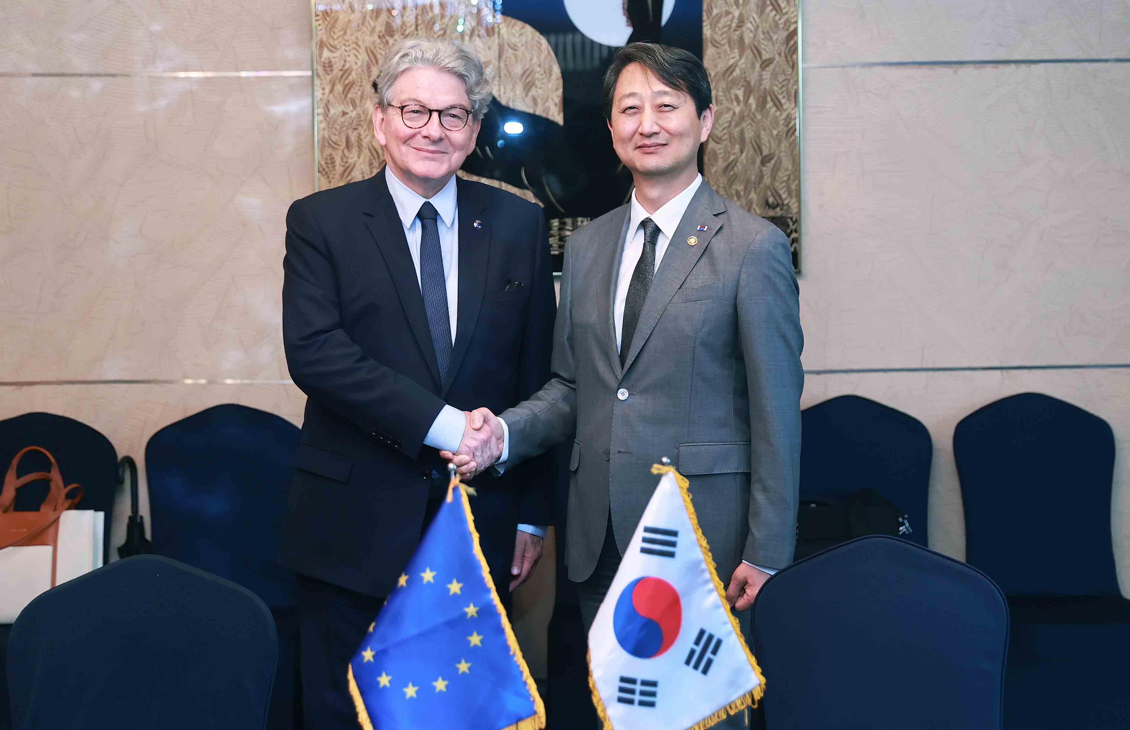 EU 역내시장 담당 집행위원 면담 1