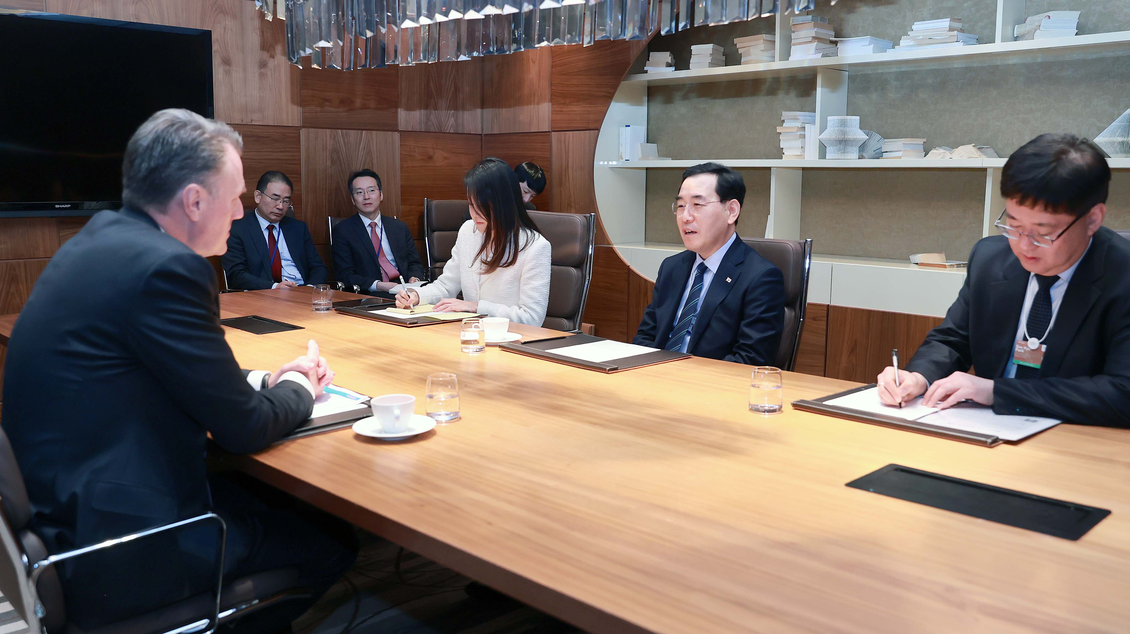 머크 라이프사이언스 CEO 면담 3