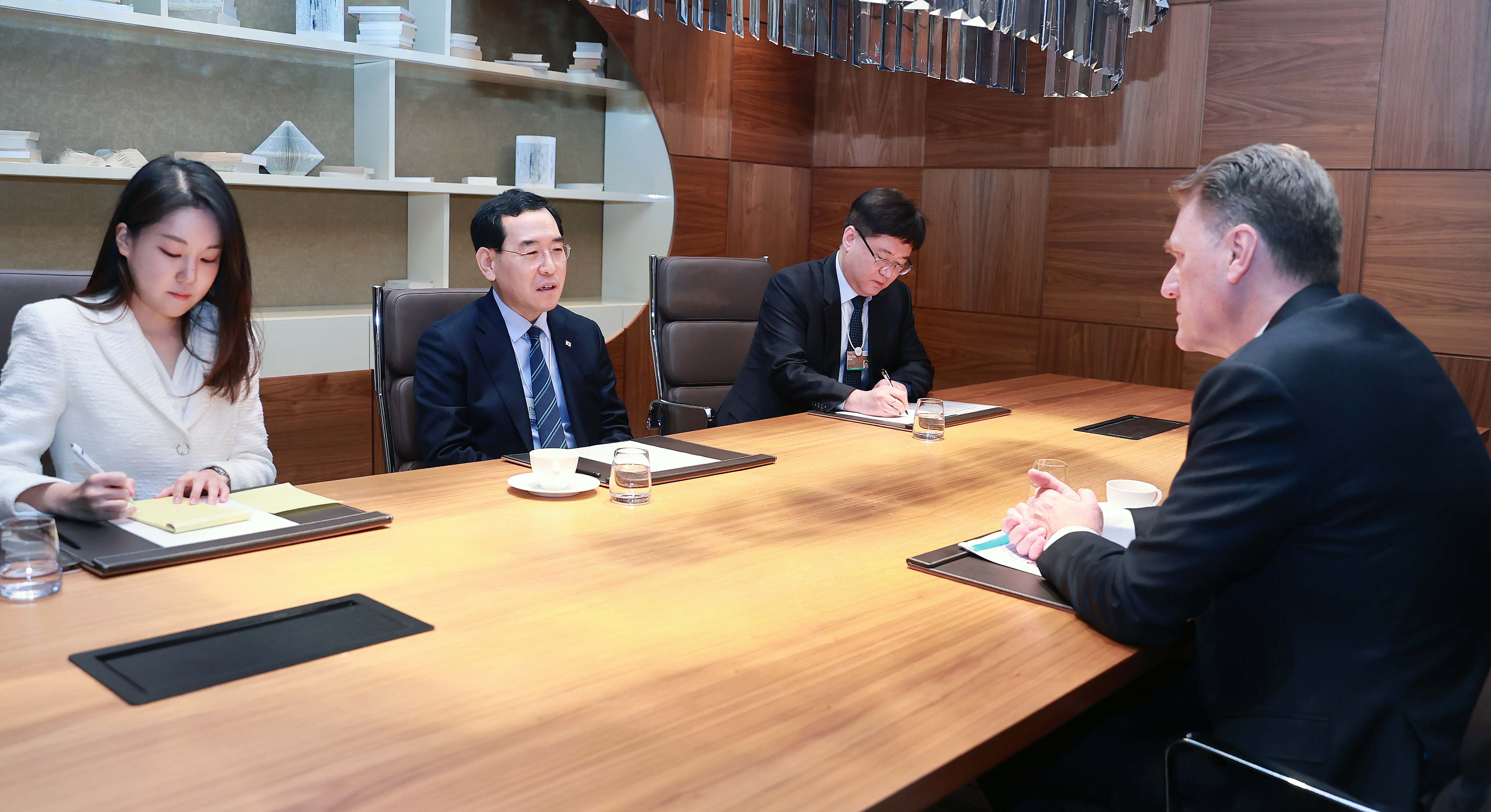 머크 라이프사이언스 CEO 면담 5