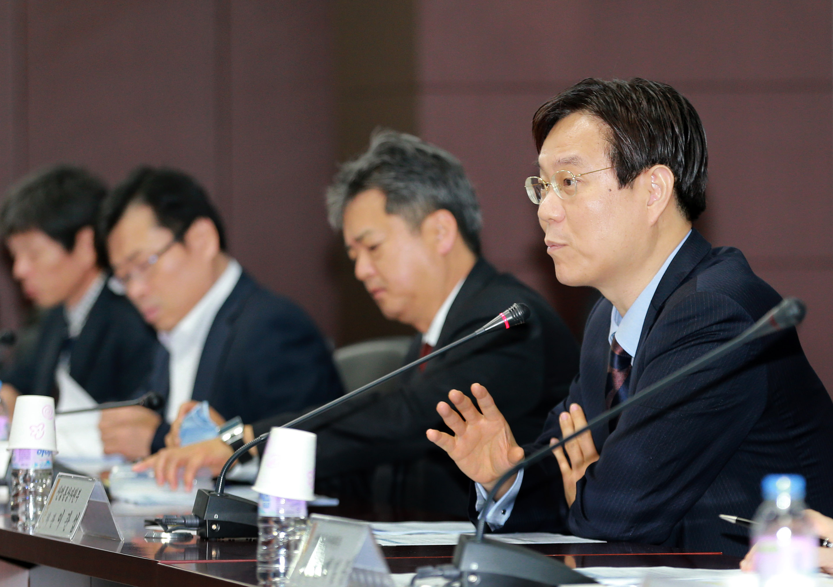 소비재 육성 및 수출 활성화 간담회 1