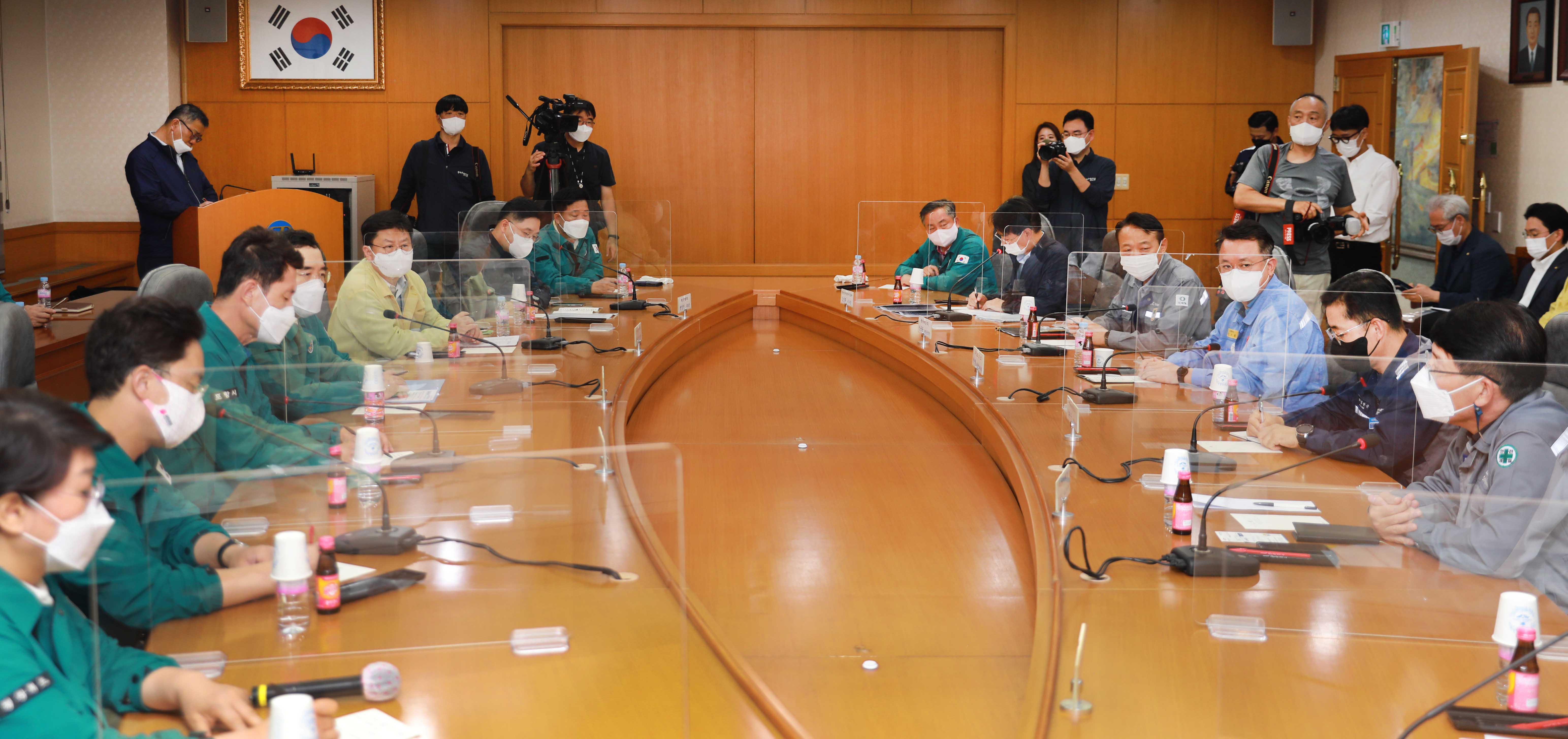 포항지역 철강산업단지 입주기업 간담회 6