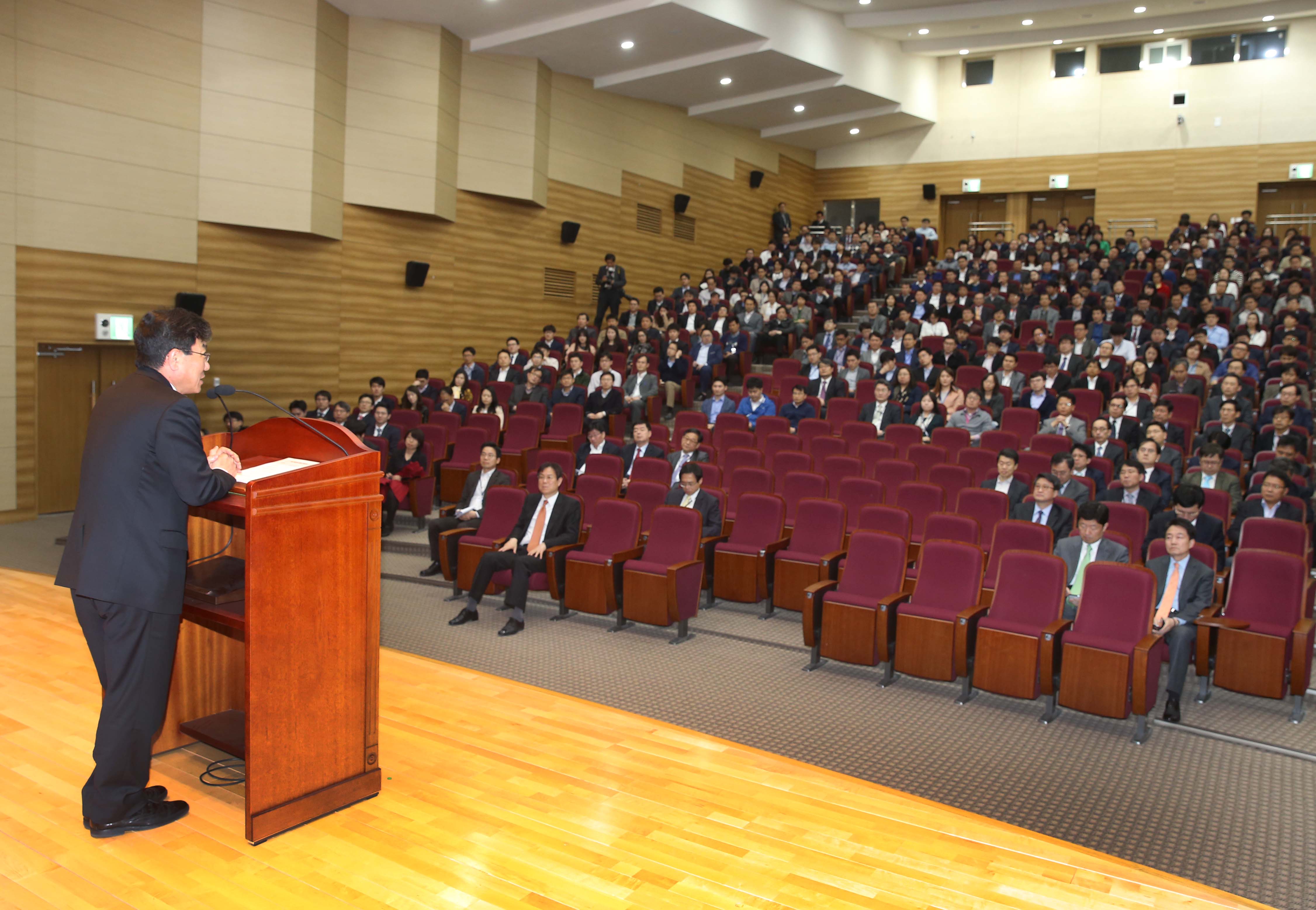 2015년 4월 산업통상자원부 직원조회 2