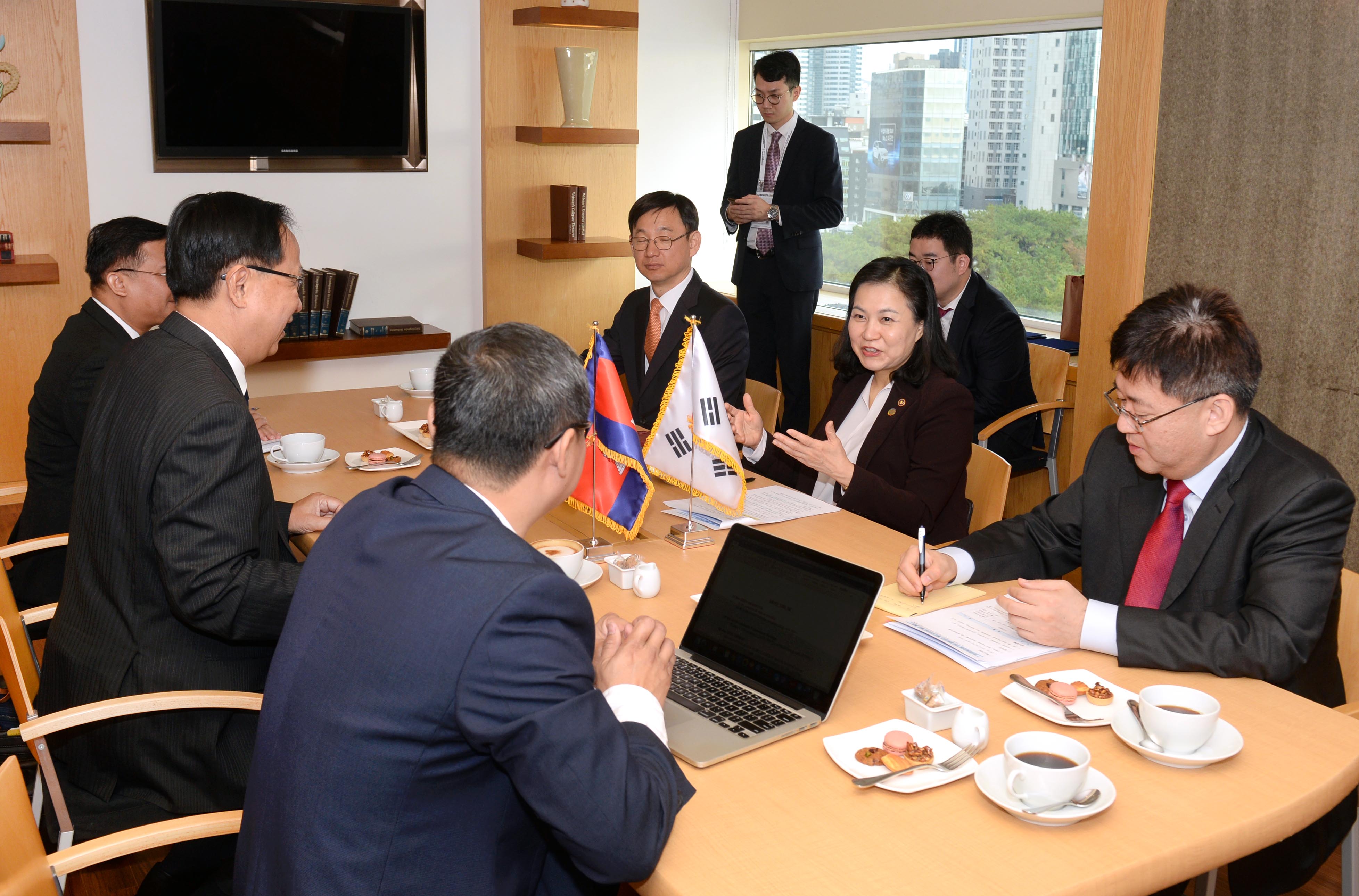 한-캄보디아 자유무역협정(FTA) 공동연구 개시 선언 4