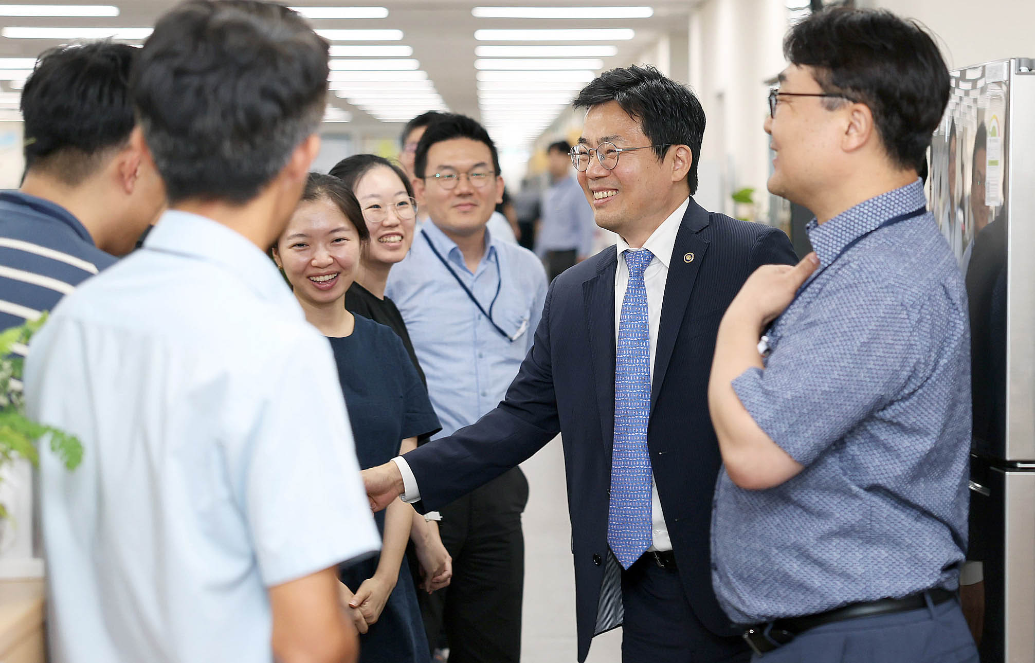 박성택 산업통상자원부 1차관 사무실 순회 4