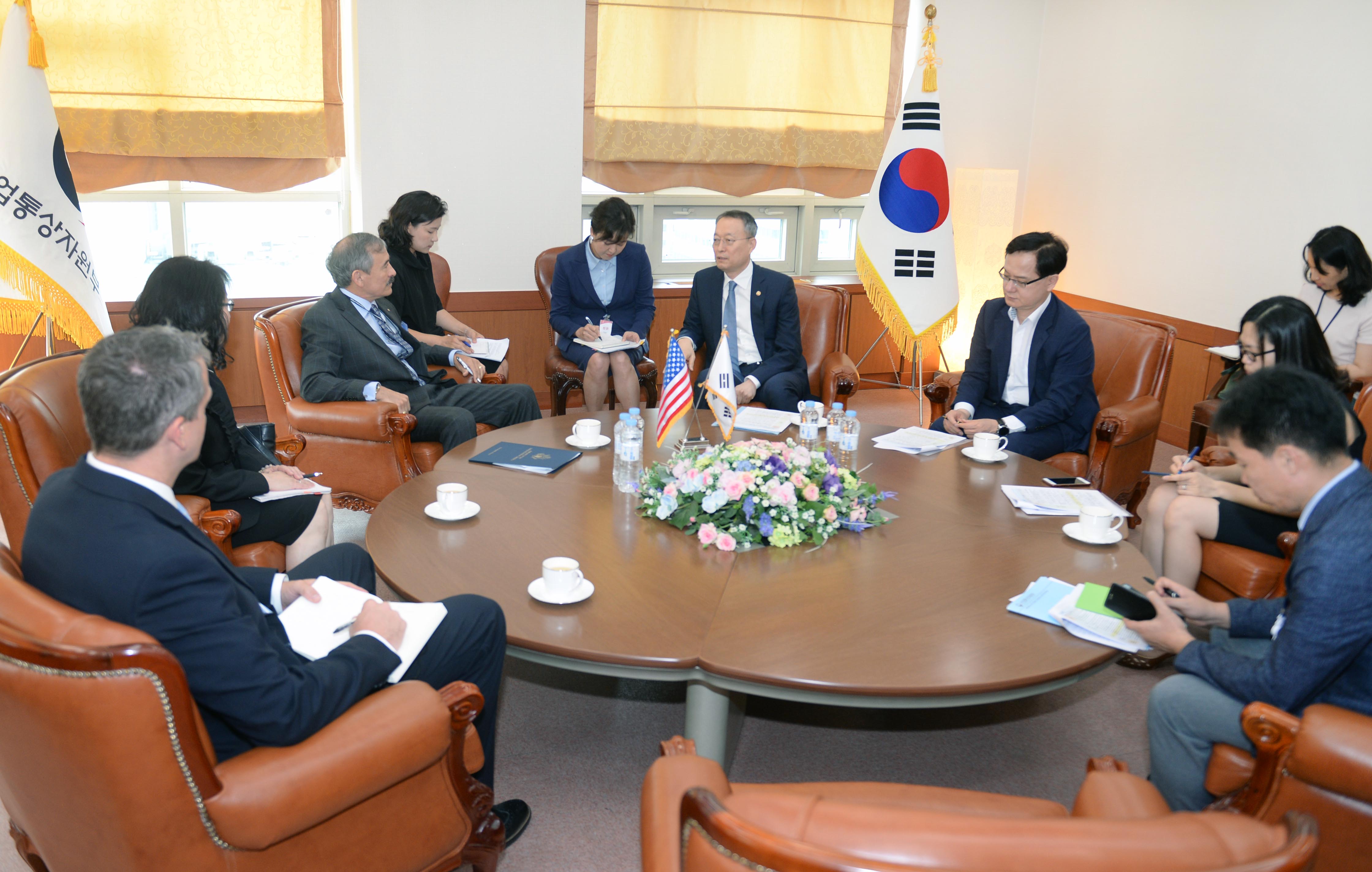 주한 미국대사 면담 3