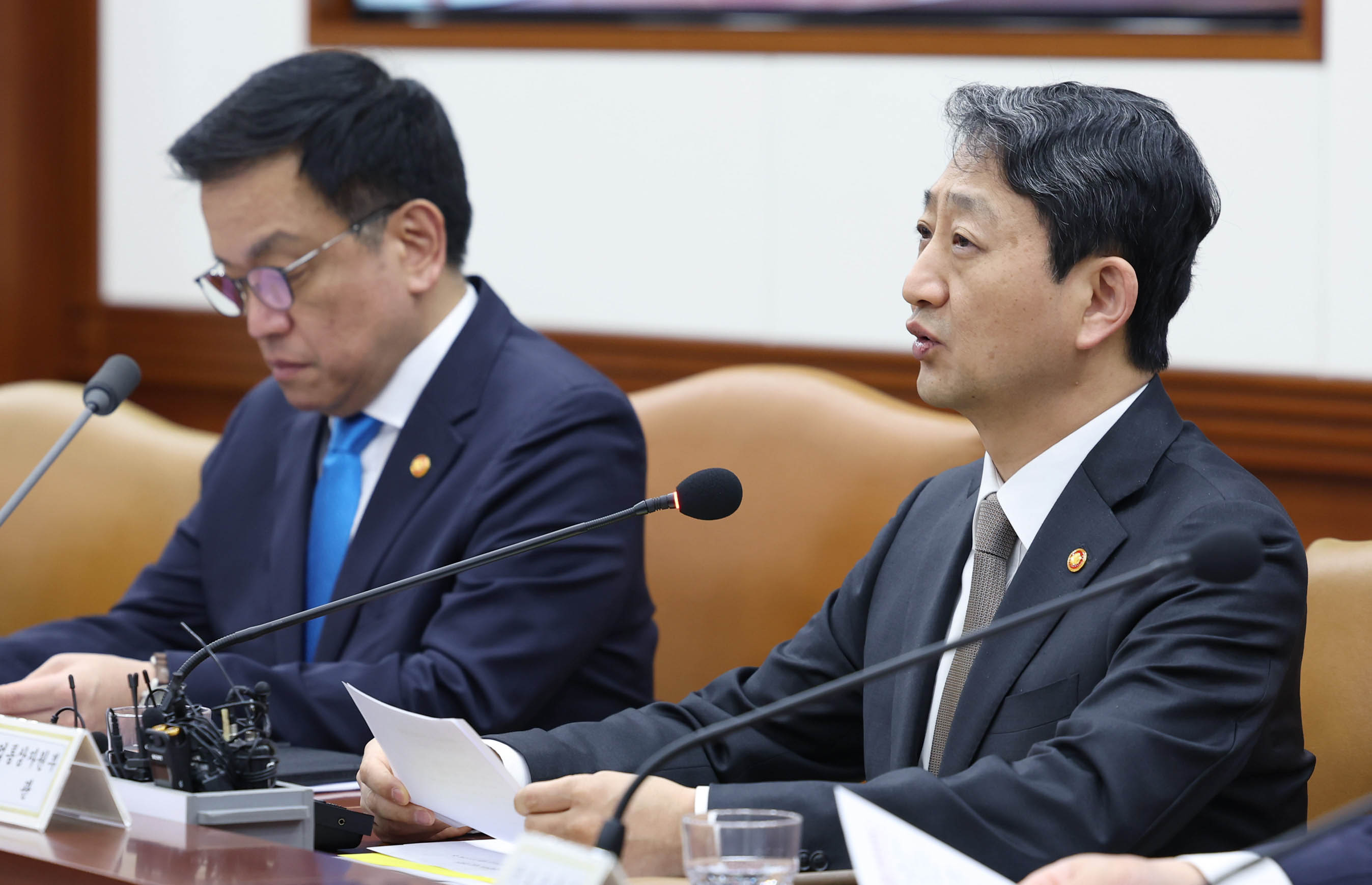 경제관계장관회의 겸 산업경쟁력강화 관계장관회의 4