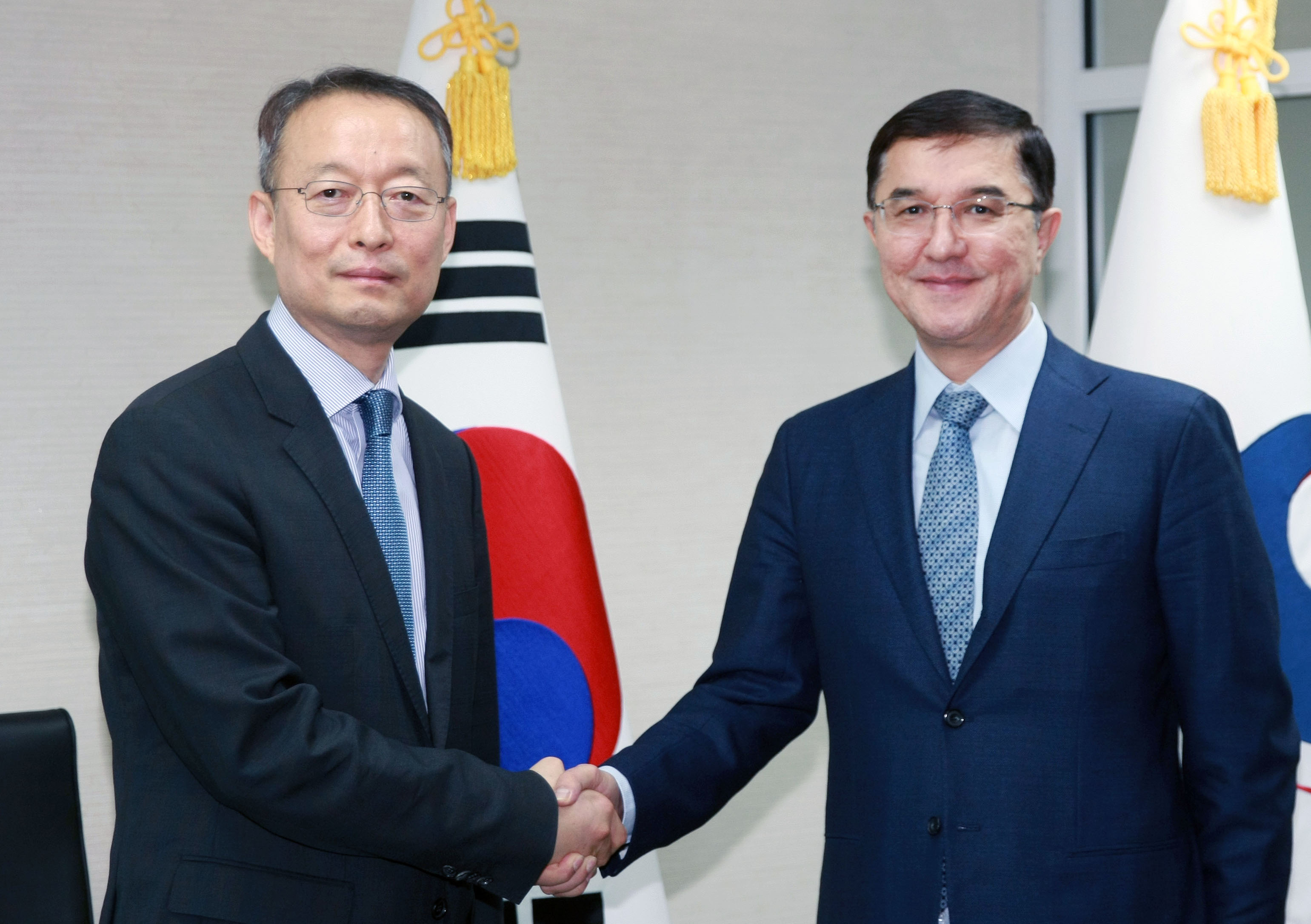 우즈베키스탄 부총리 면담 1