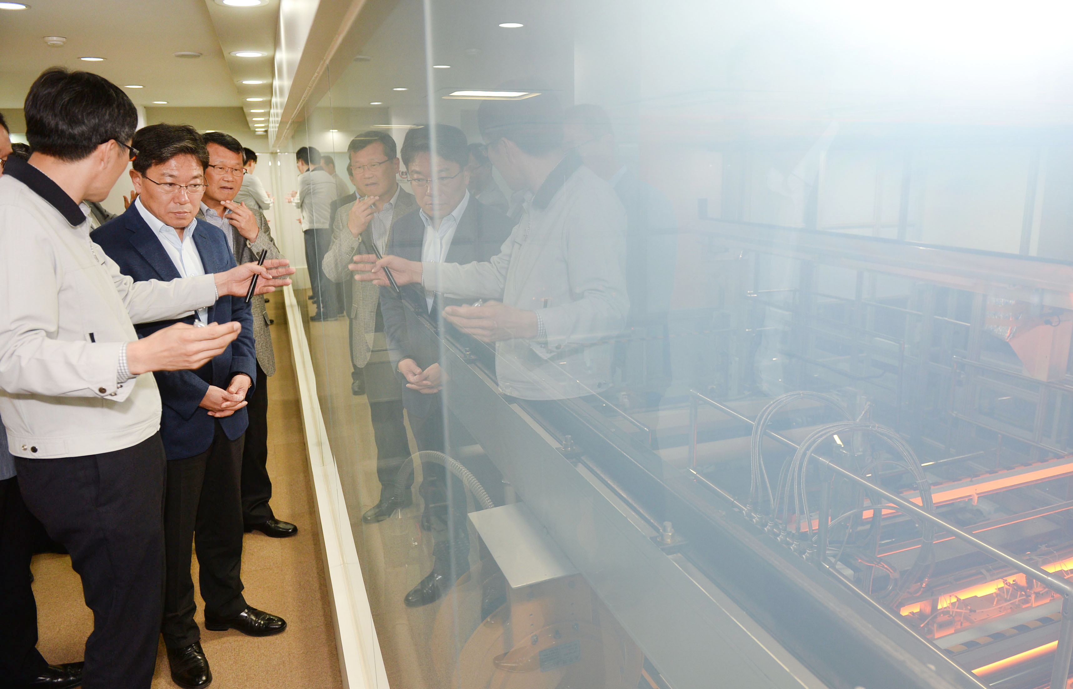 수출유망품목인 고기능성 필름 생산하는 SKC(주) 수원공장 현장방문 2