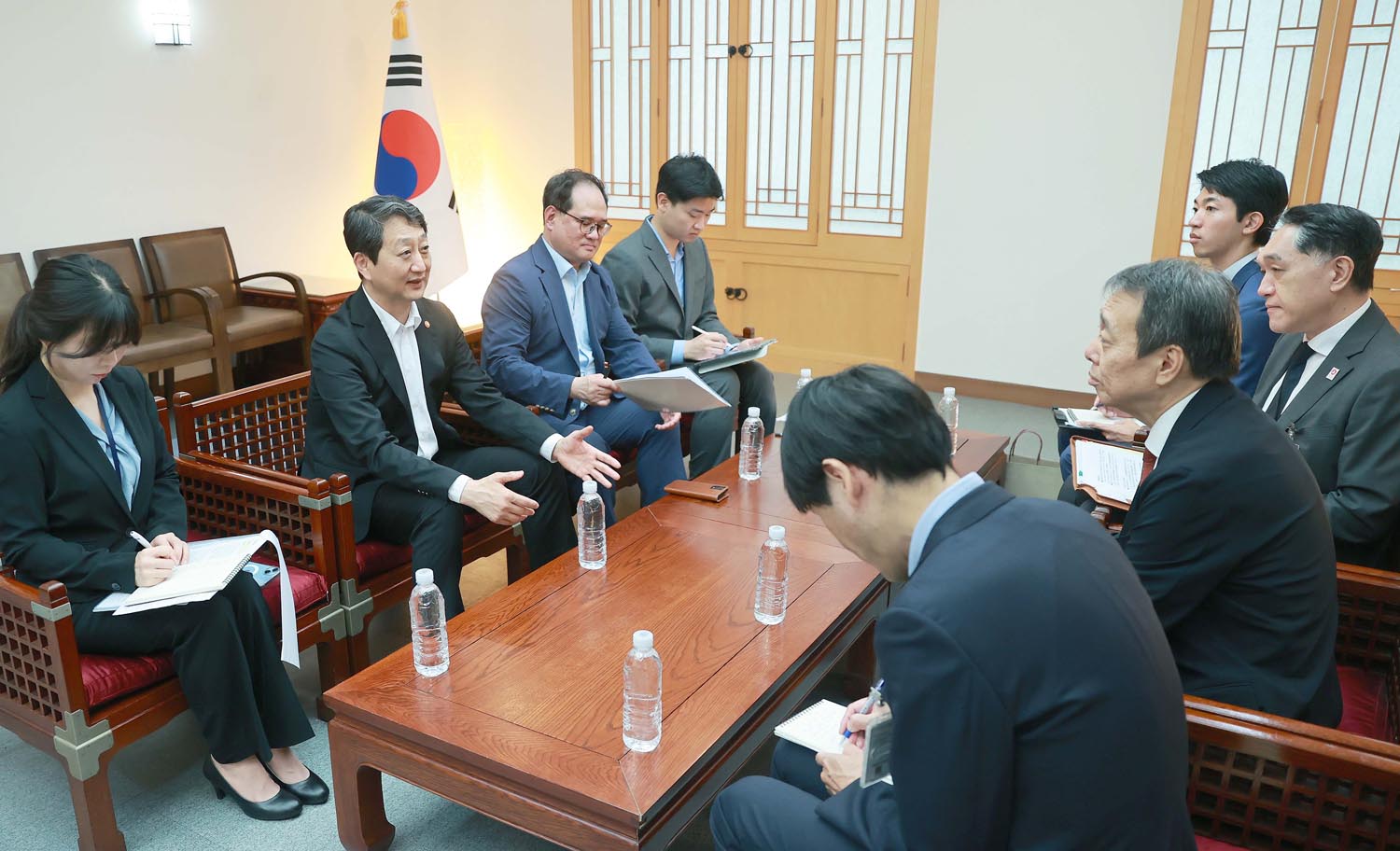 신임 주한일본대사 면담 4