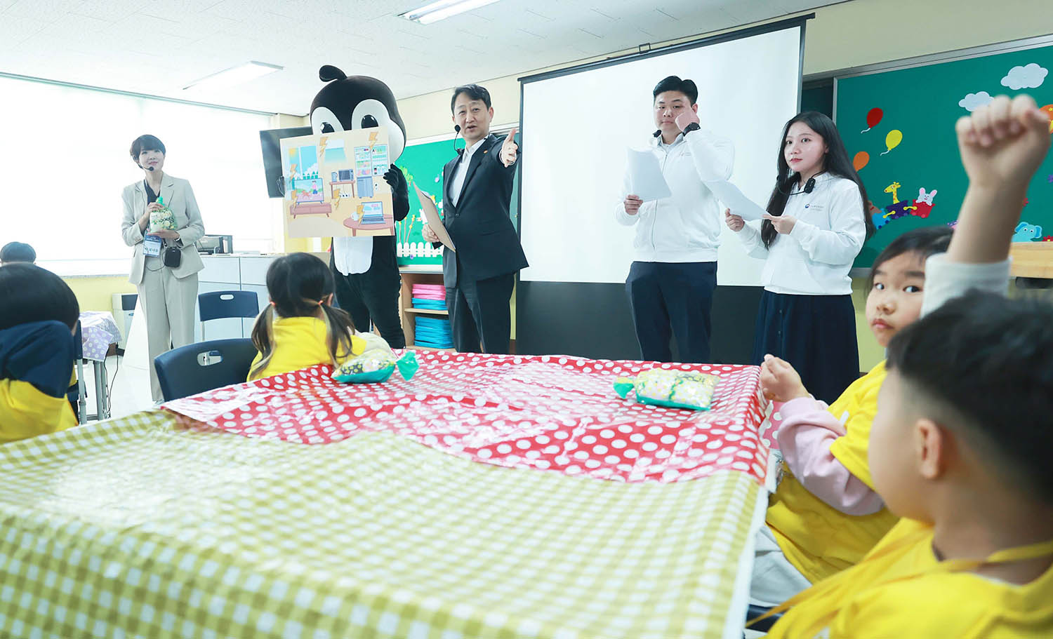 늘봄학교 일일 에너지 교사 재능기부 행사 1