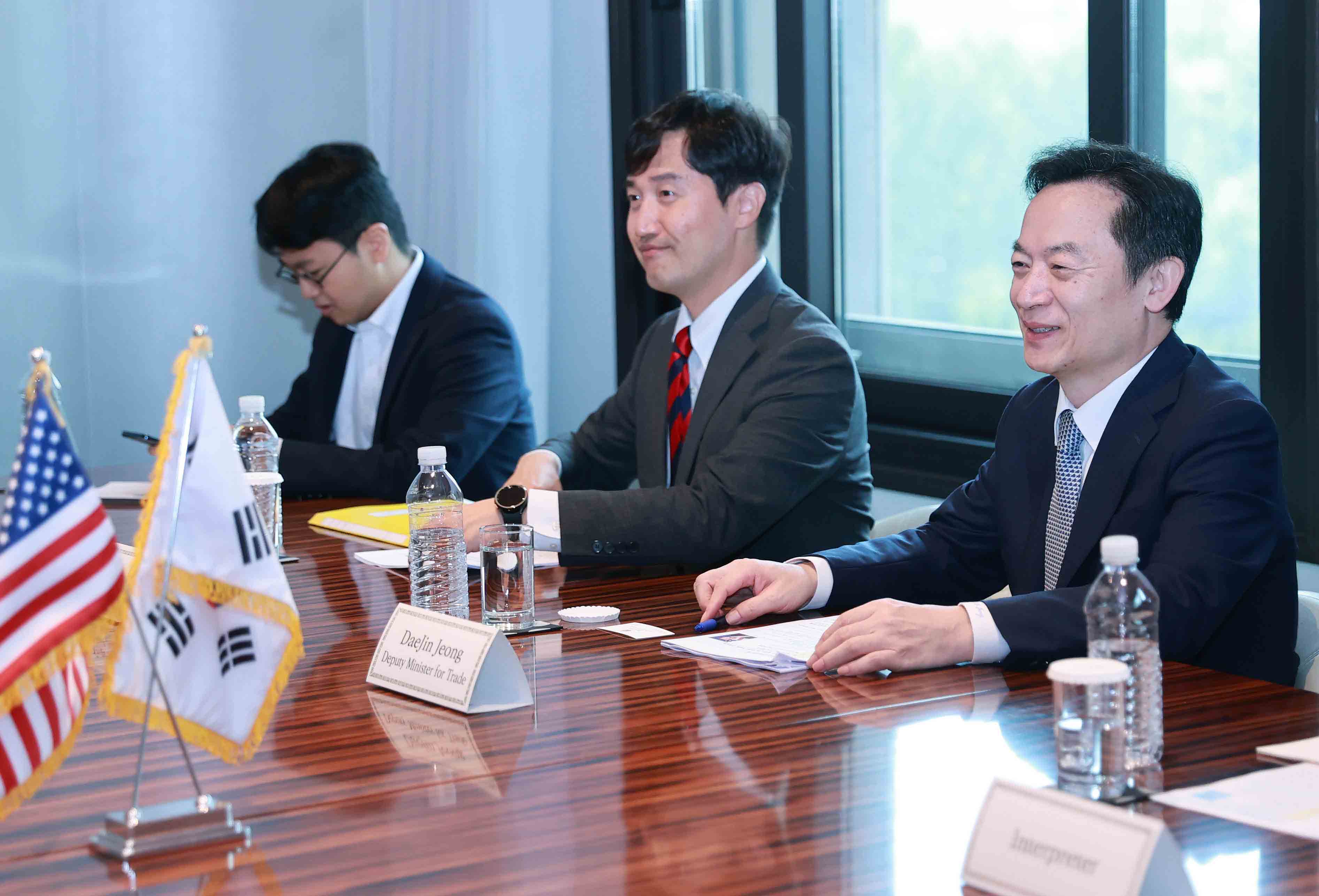 라민 툴루이 미국 국무부 차관보 면담 3