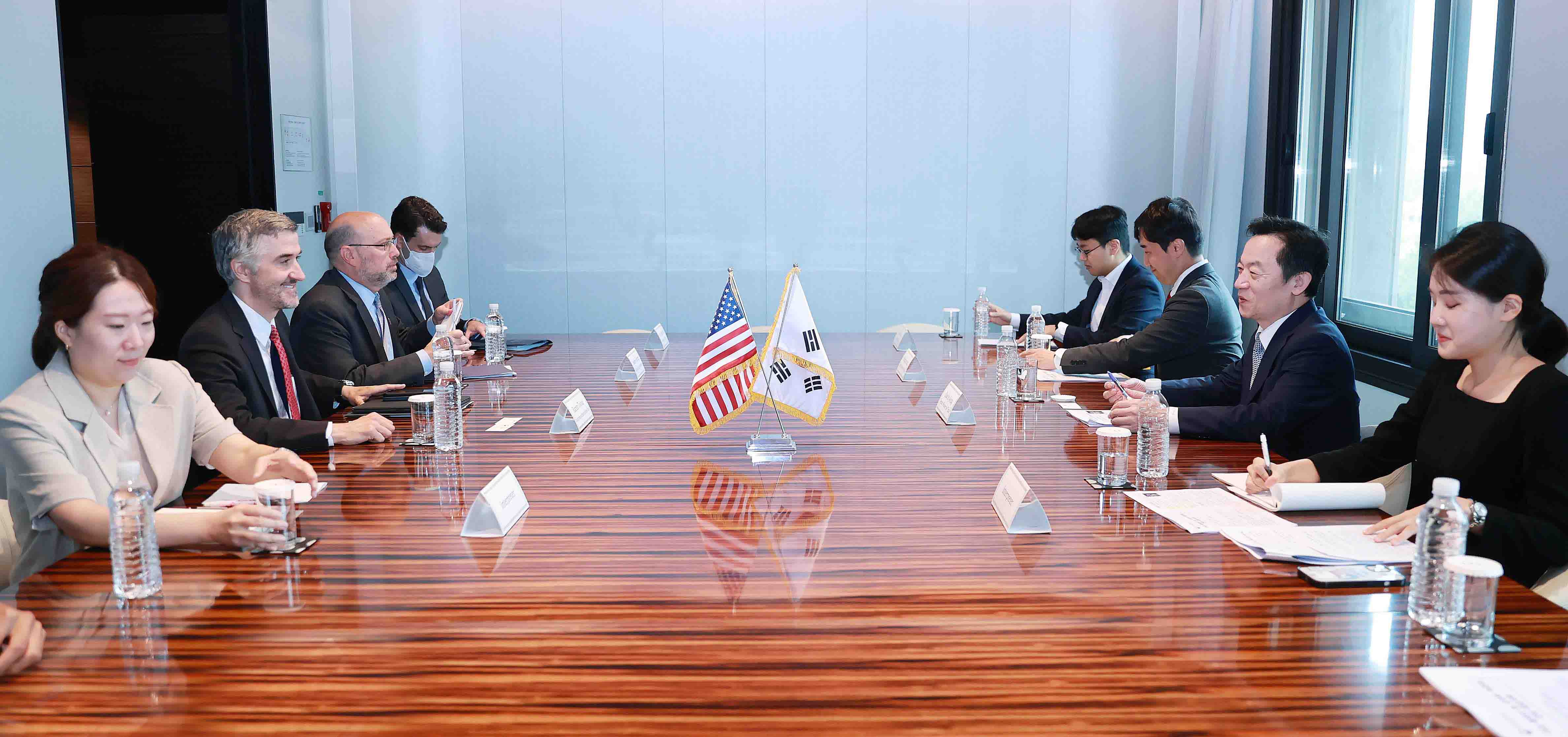 라민 툴루이 미국 국무부 차관보 면담 2