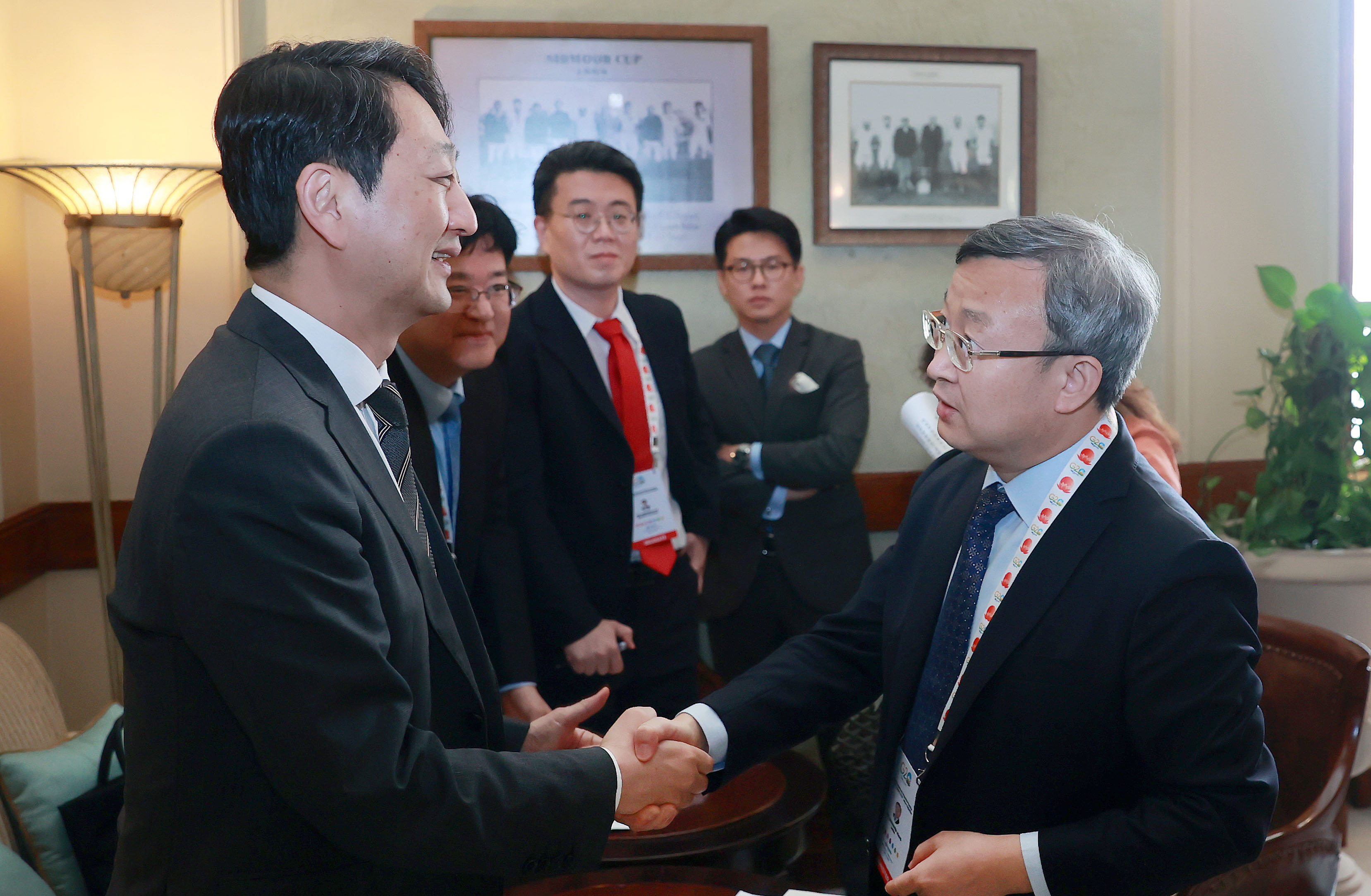 중국 상무부 국제무역담판대표(장관급) 면담 3