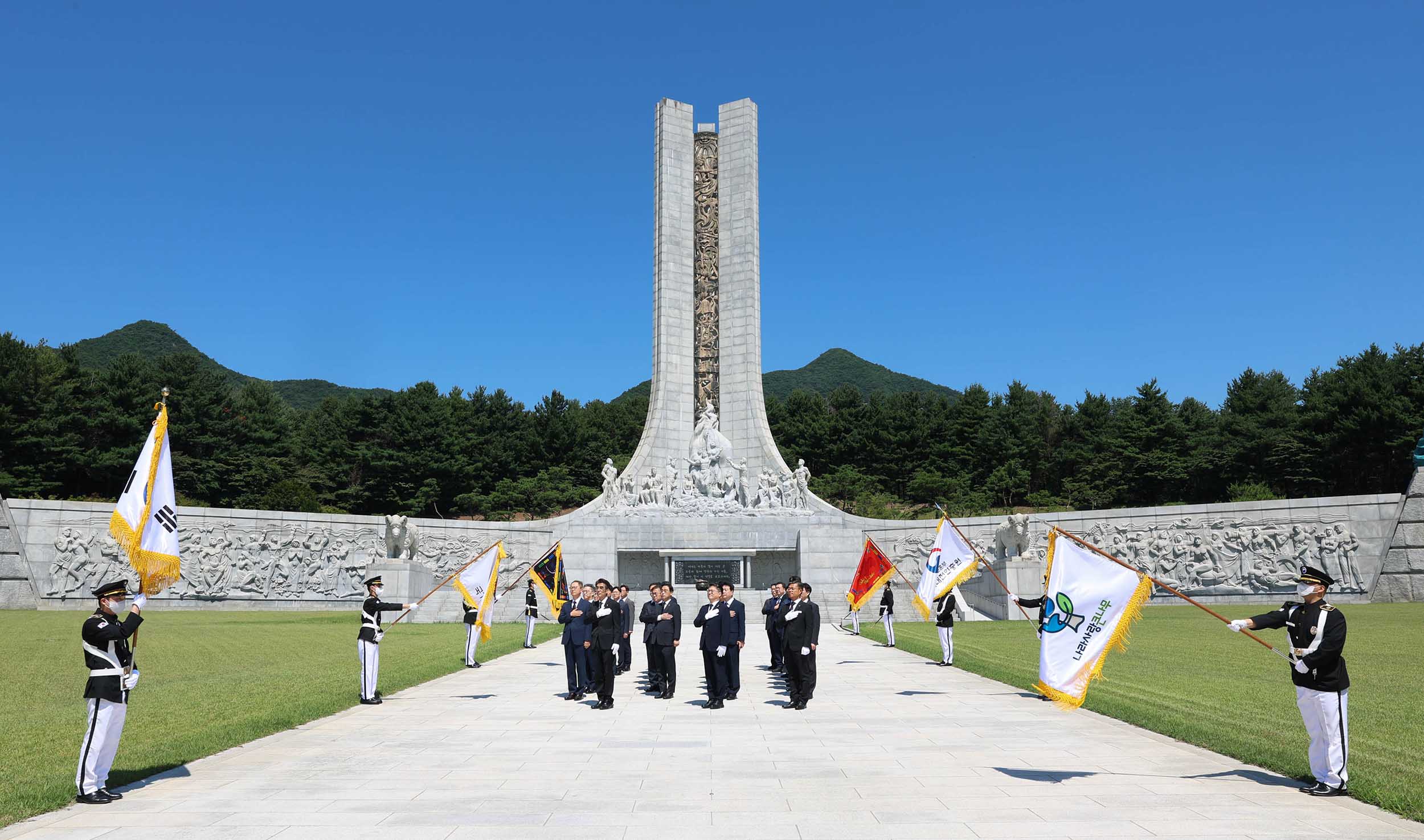 2025년 산업통상자원부 국립대전현충원 참배 4