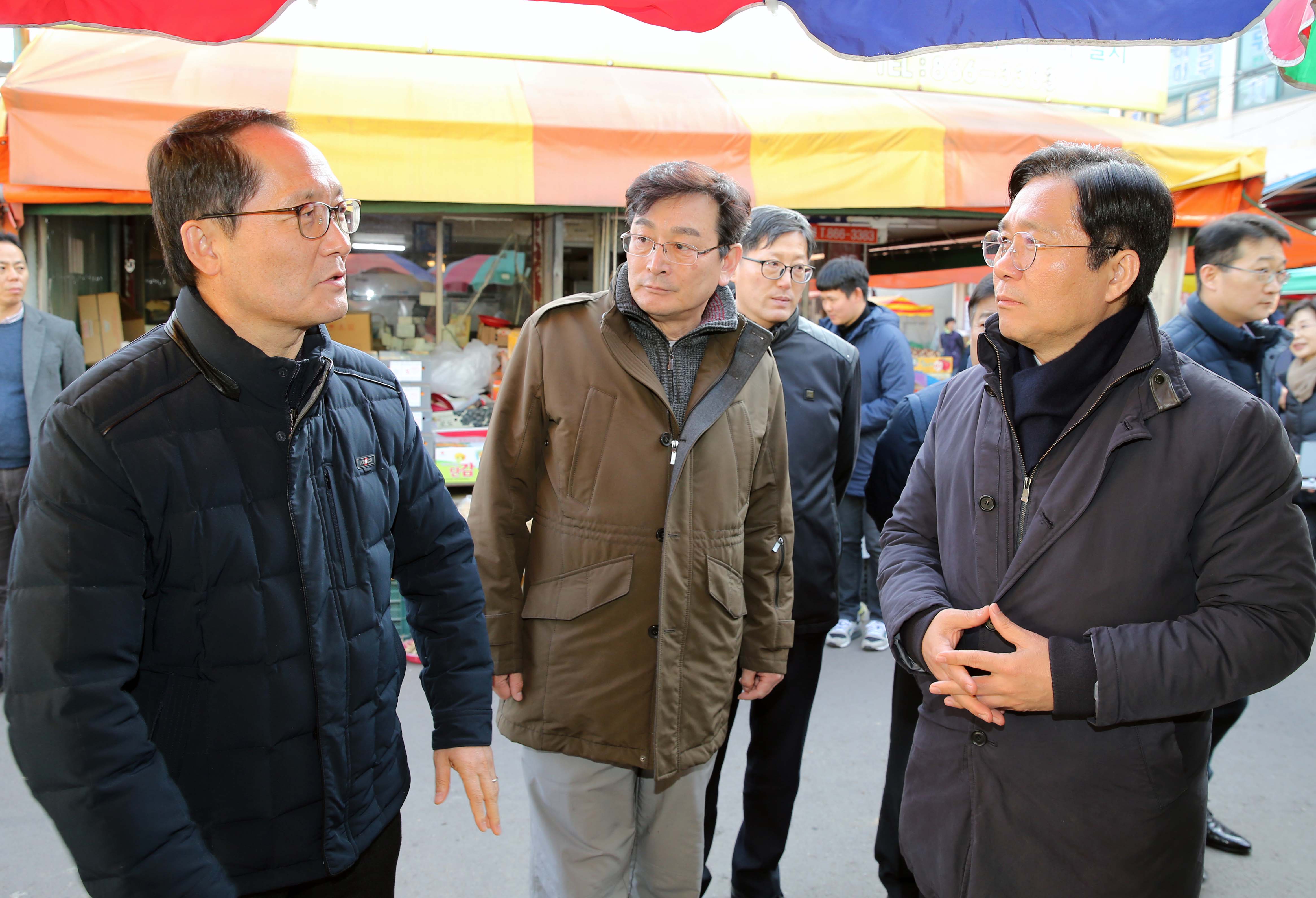 설명절 맞아, 세종전통시장 방문 5