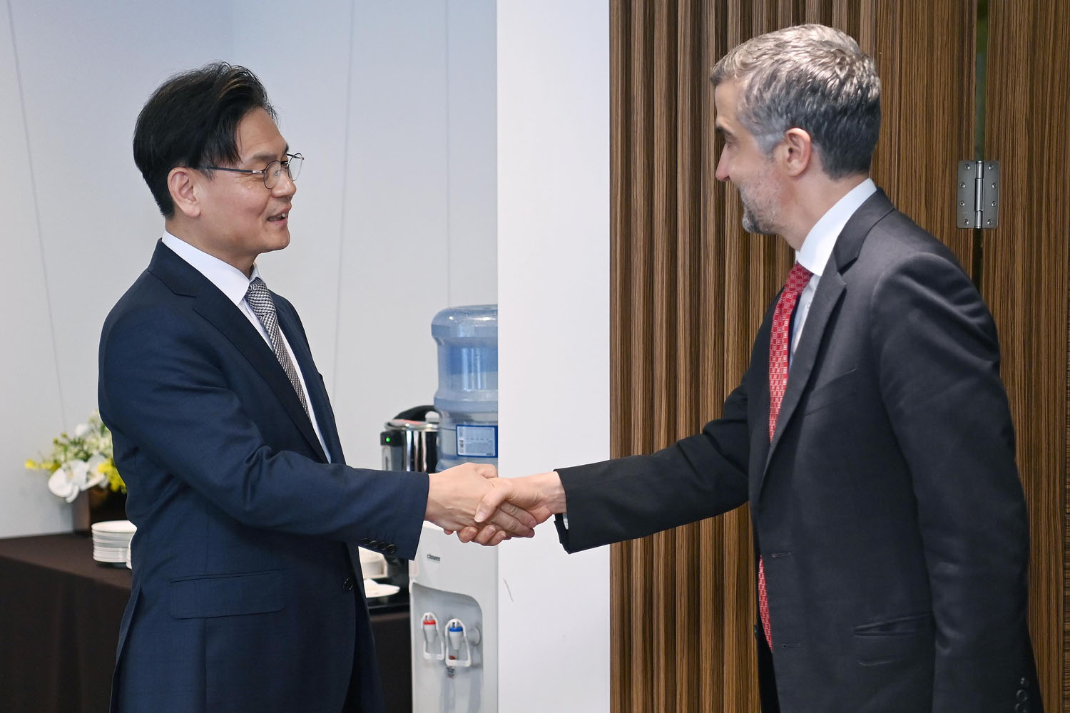 라민 툴루이 미국 국무부 차관보 면담 6