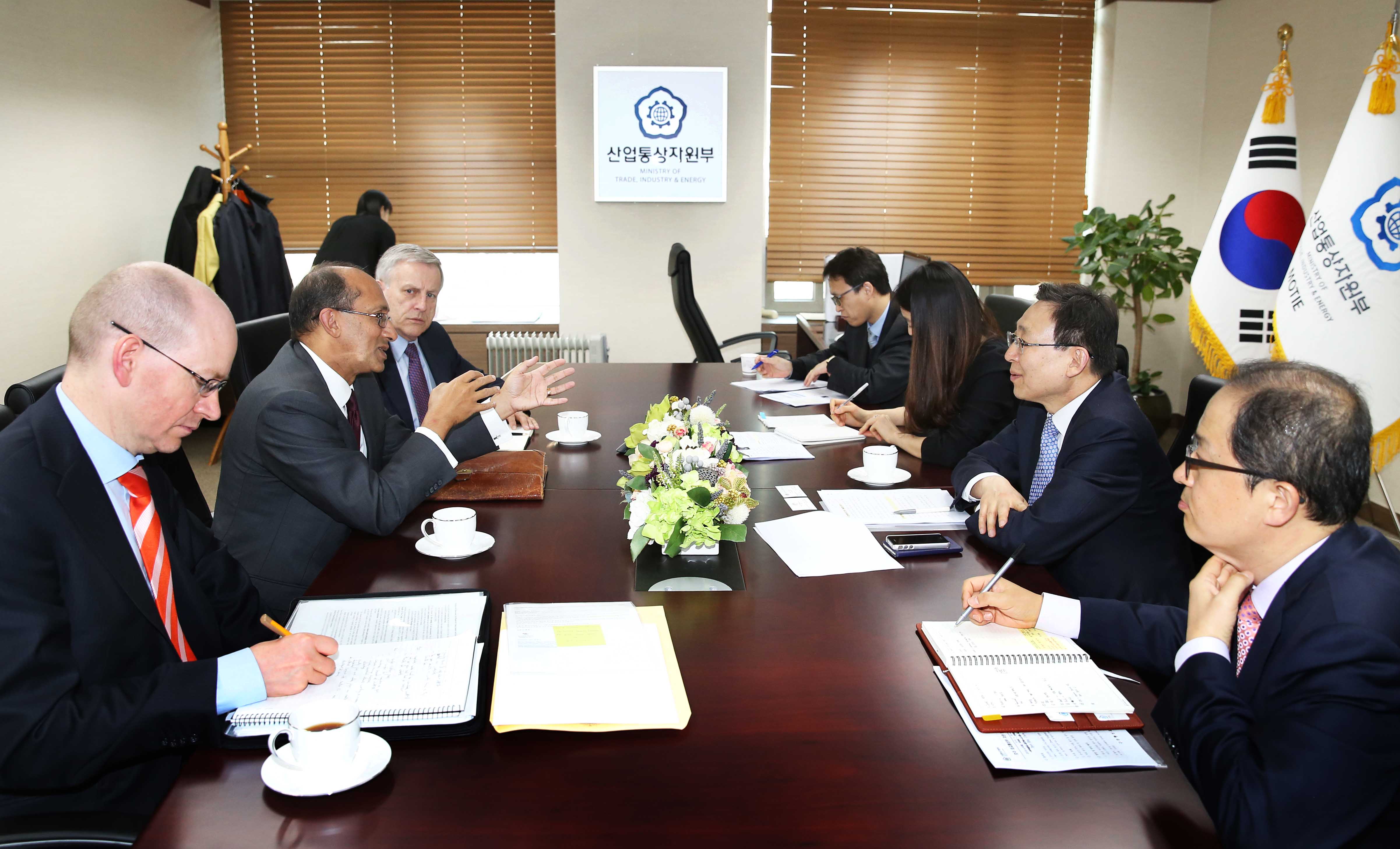 호주 외교통상부 차관 면담 3
