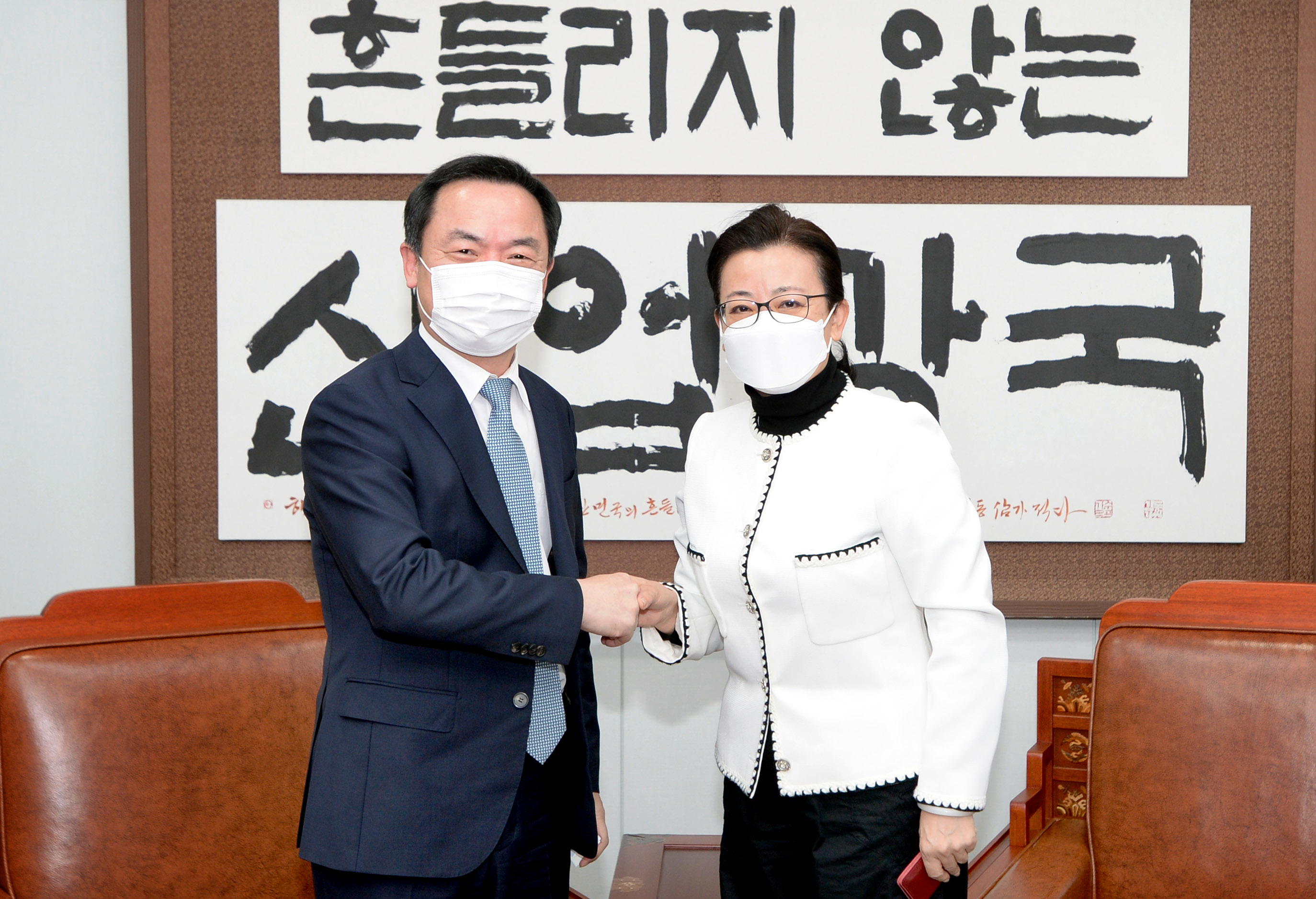 한중일 3국 협력 사무국 사무총장단 접견 3