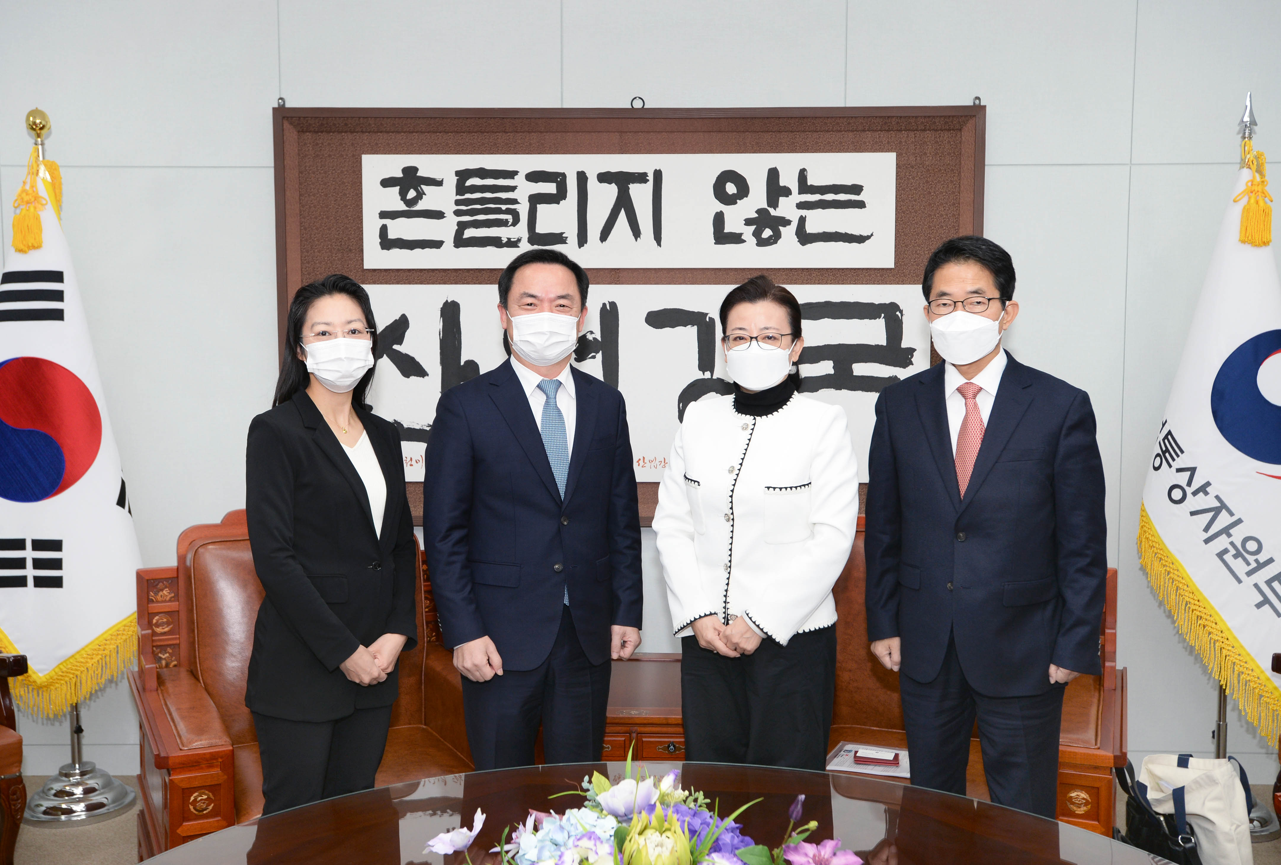 한중일 3국 협력 사무국 사무총장단 접견 2
