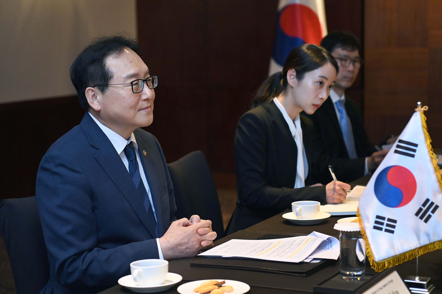 오만 경제특구자유구역청장 면담 3